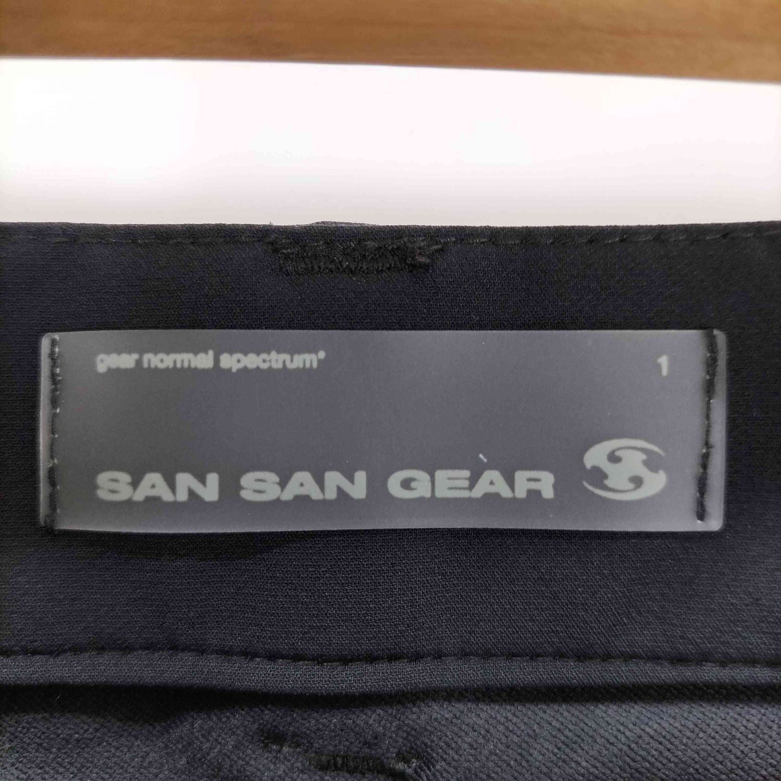 USED古着(ユーズドフルギ) {{SAN SAN GEAR}}23AW ナイロンテックパンツ メンズ JPN：1 【中古】【ブランド古着バズストア】 ユーズドフルギ USED古着 {{SAN SAN GEAR}}23AW ナイロンテックパンツ