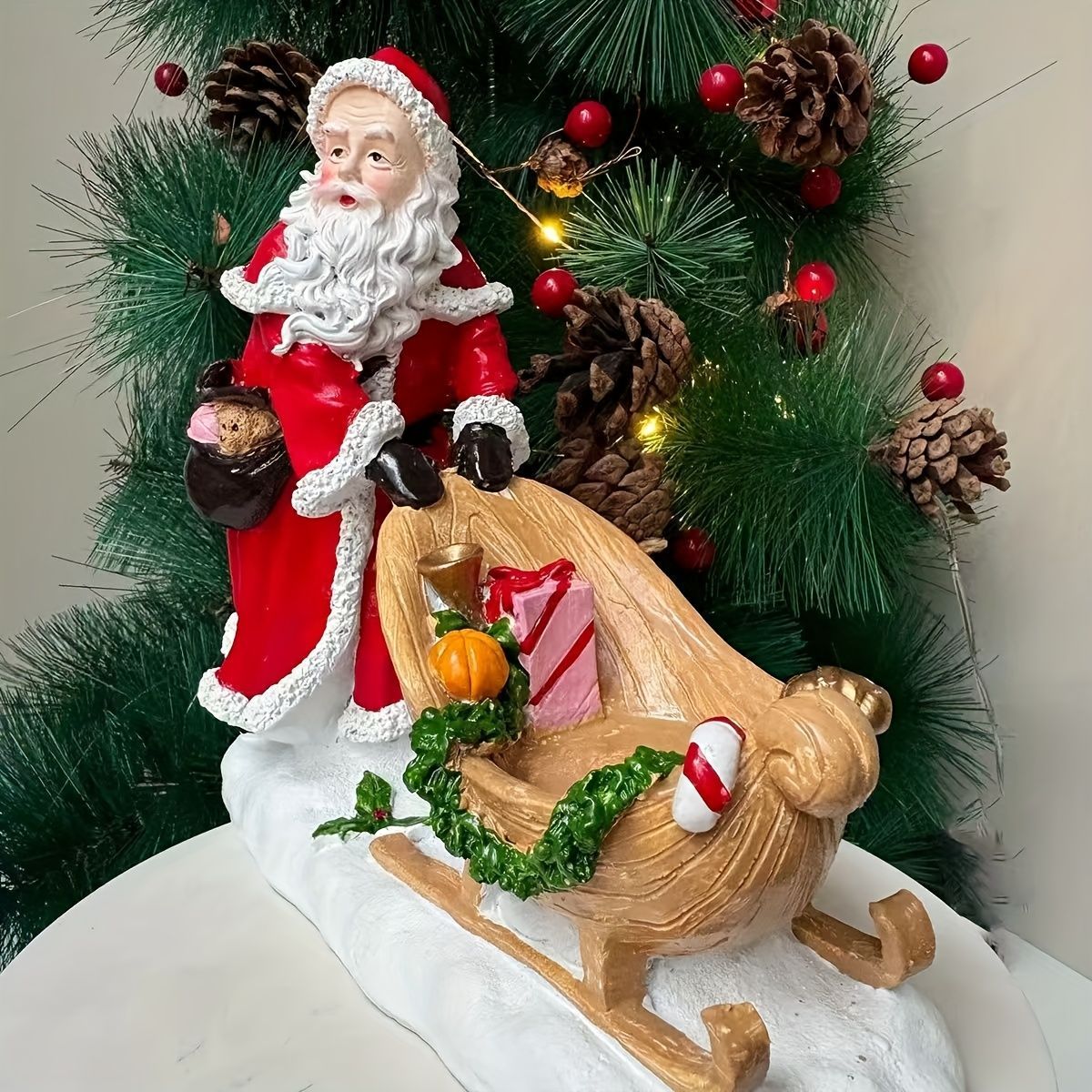 クリスマスオブジェ 置物 ソリを引いているサンタクロース サンタさん
