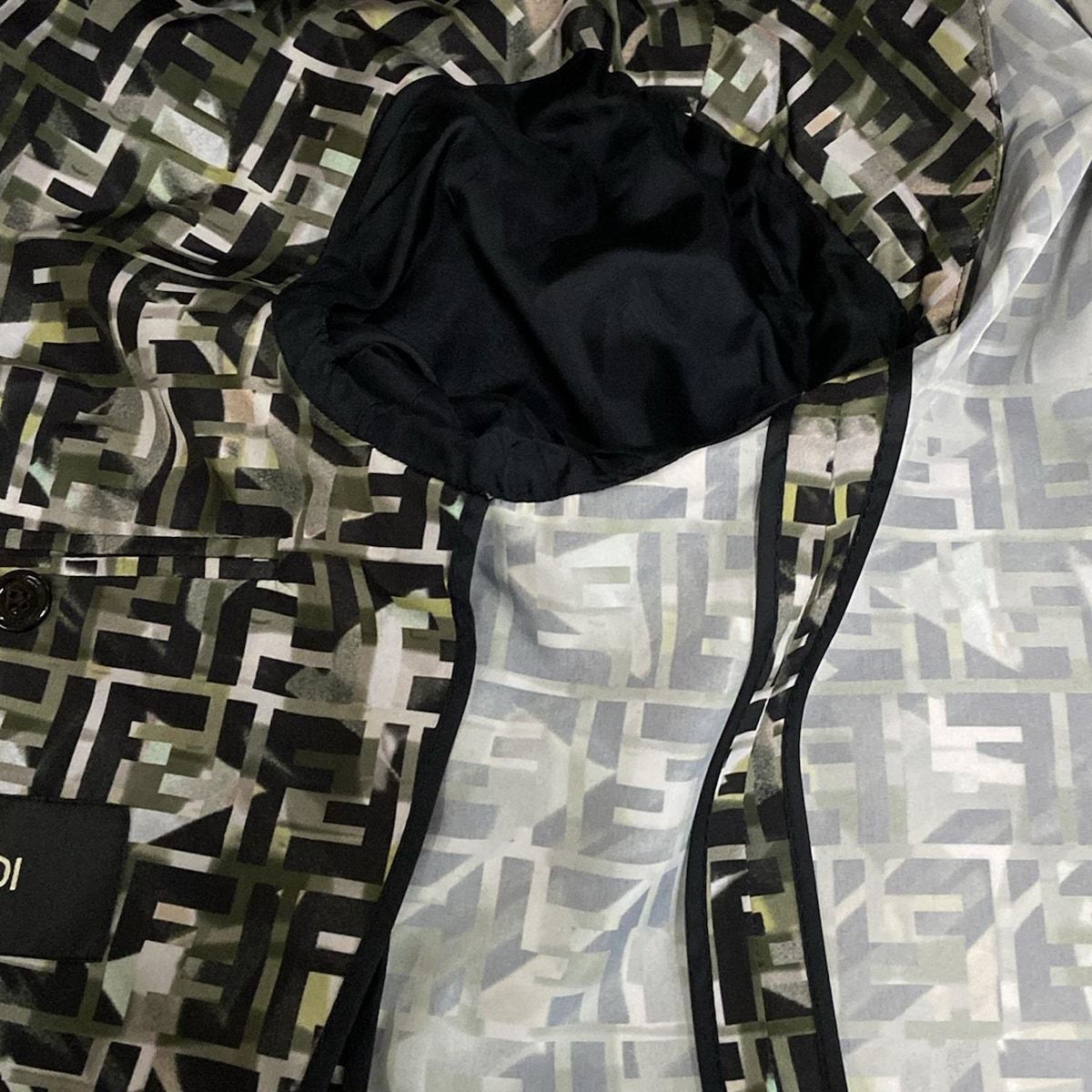 FENDI フェンディ ジャケット サイズI 50 M メンズ - カーキ×黒×マルチ 長袖 ズッカ柄 春 秋