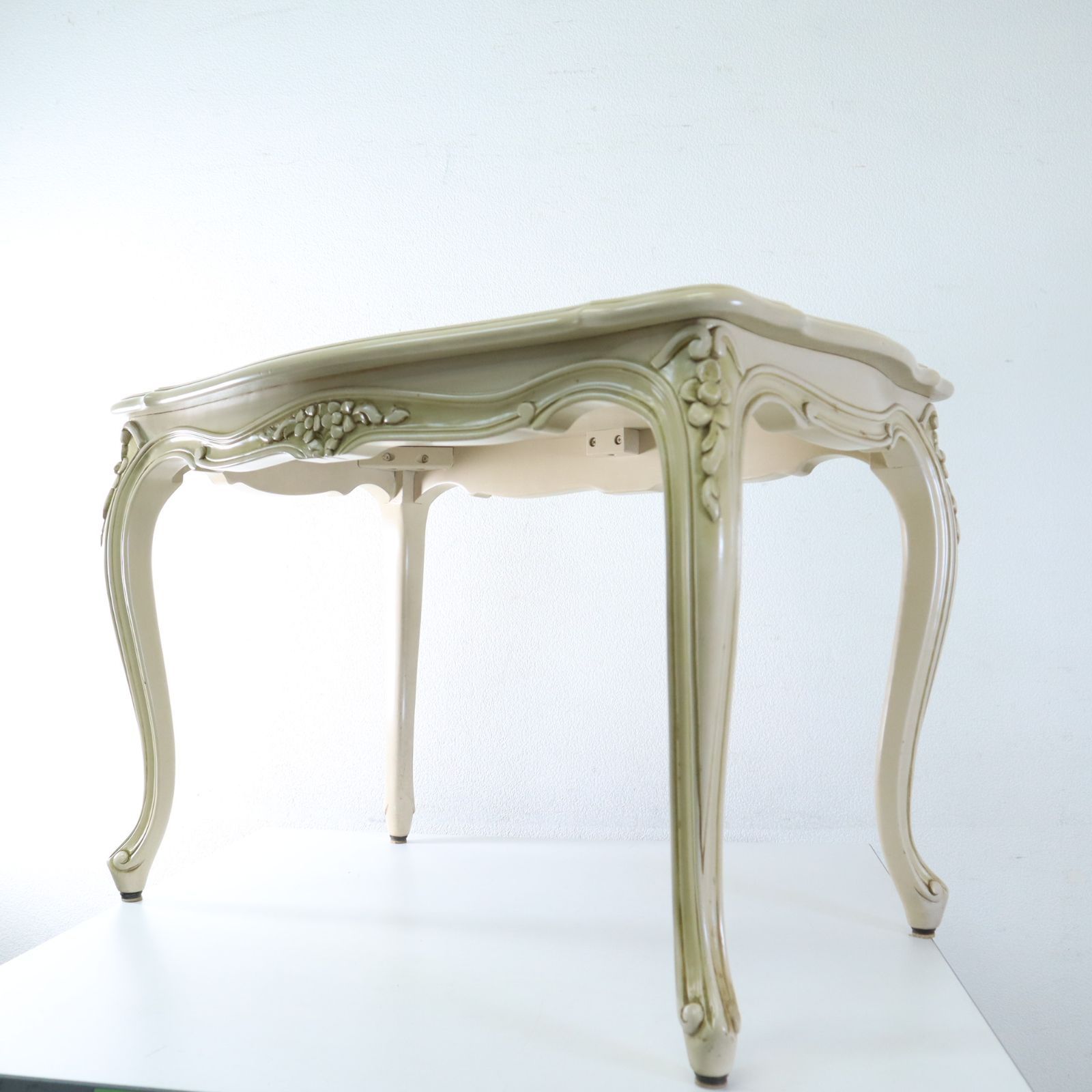 カリモク最高峰 domani ドマーニ ルイ15世 センターテーブル サイド