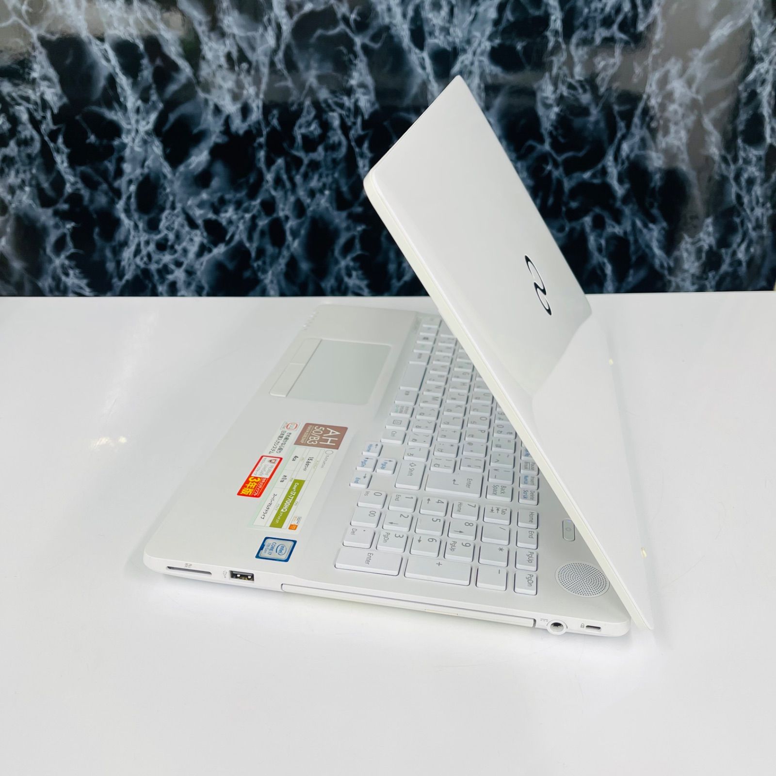 富士通 LIFEBOOK AH50/C3 core i7 7700HQ◇8GB◇SSD256GB 2242 - メルカリ