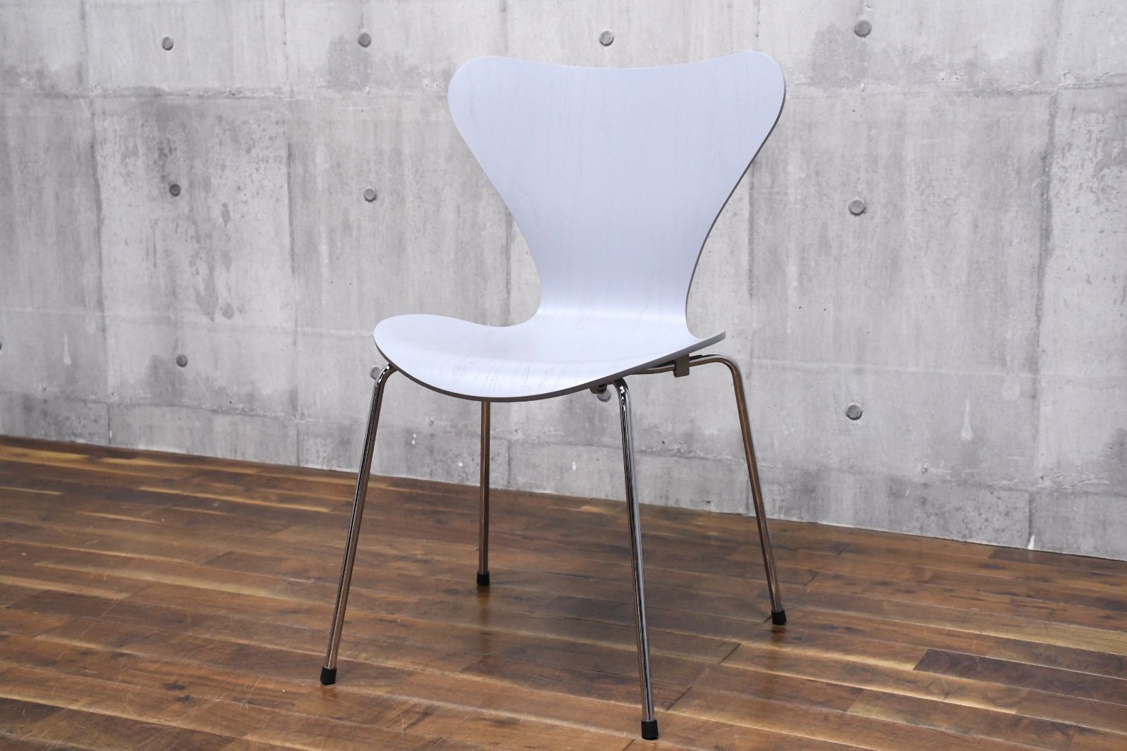 EKK 44 Fritz Hansen フリッツハンセン セブンチェア 3107 ナイングレー ダイニングチェア アルネ ヤコブセン デンマーク 北欧モダン ドアッシュ クローム脚