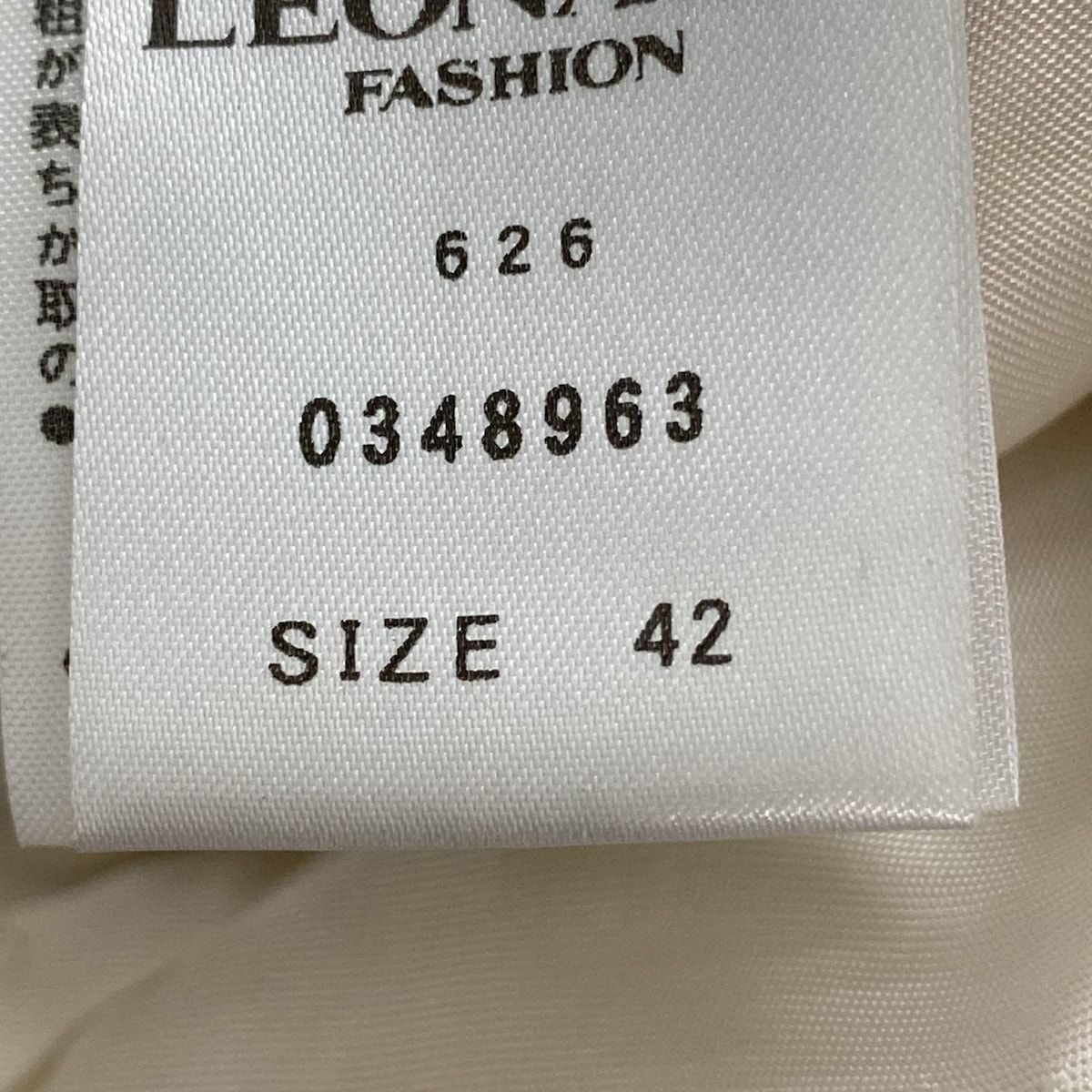 LEONARD　レオナール　スプリングコート　白　42 L LEONARD(レオナール) コート サイズ42 L レディース - 白 長袖