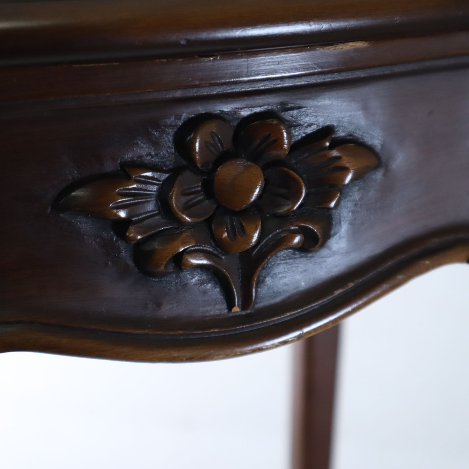 カリモク最高峰 domani ドマーニ ルイ15世 ルイコレクション サイド