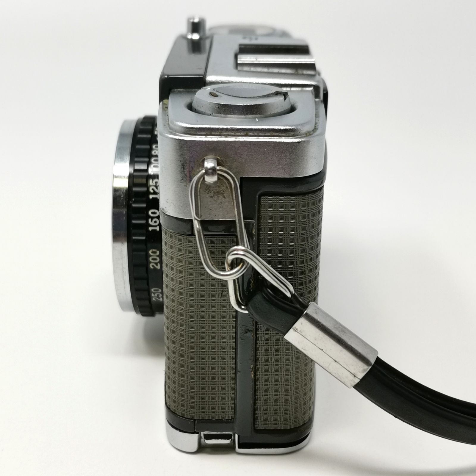 オリンパス PEN EE-2 フィルムカメラ フィルムないため動作未確認