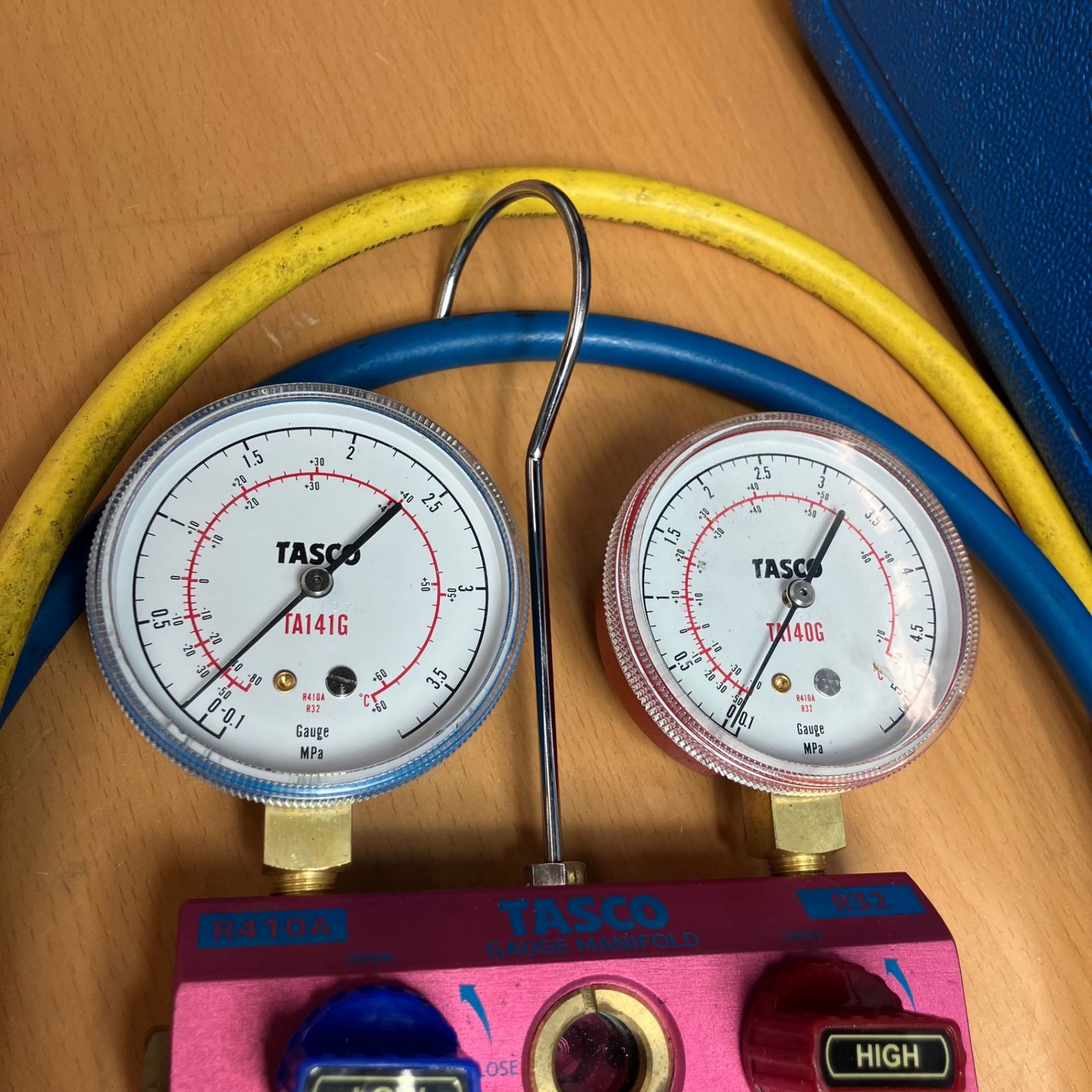 イチネンTASCO TA 122 GB-1 R 410 A 32ゲージマニホールドキット