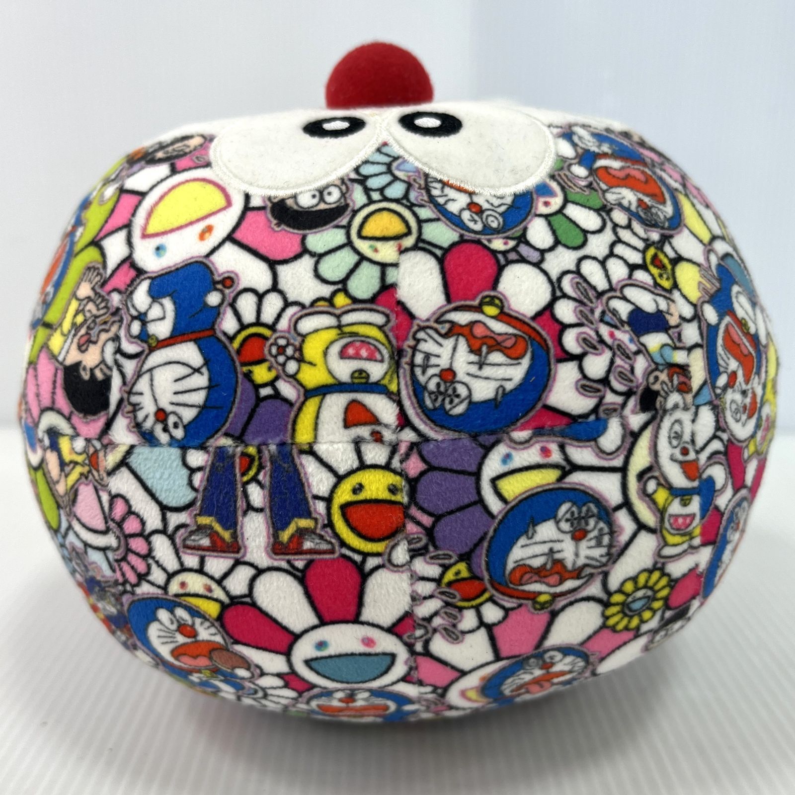 中古品】UNIQLO限定 ドラえもん × 村上隆 コラボ THE ドラえもん展