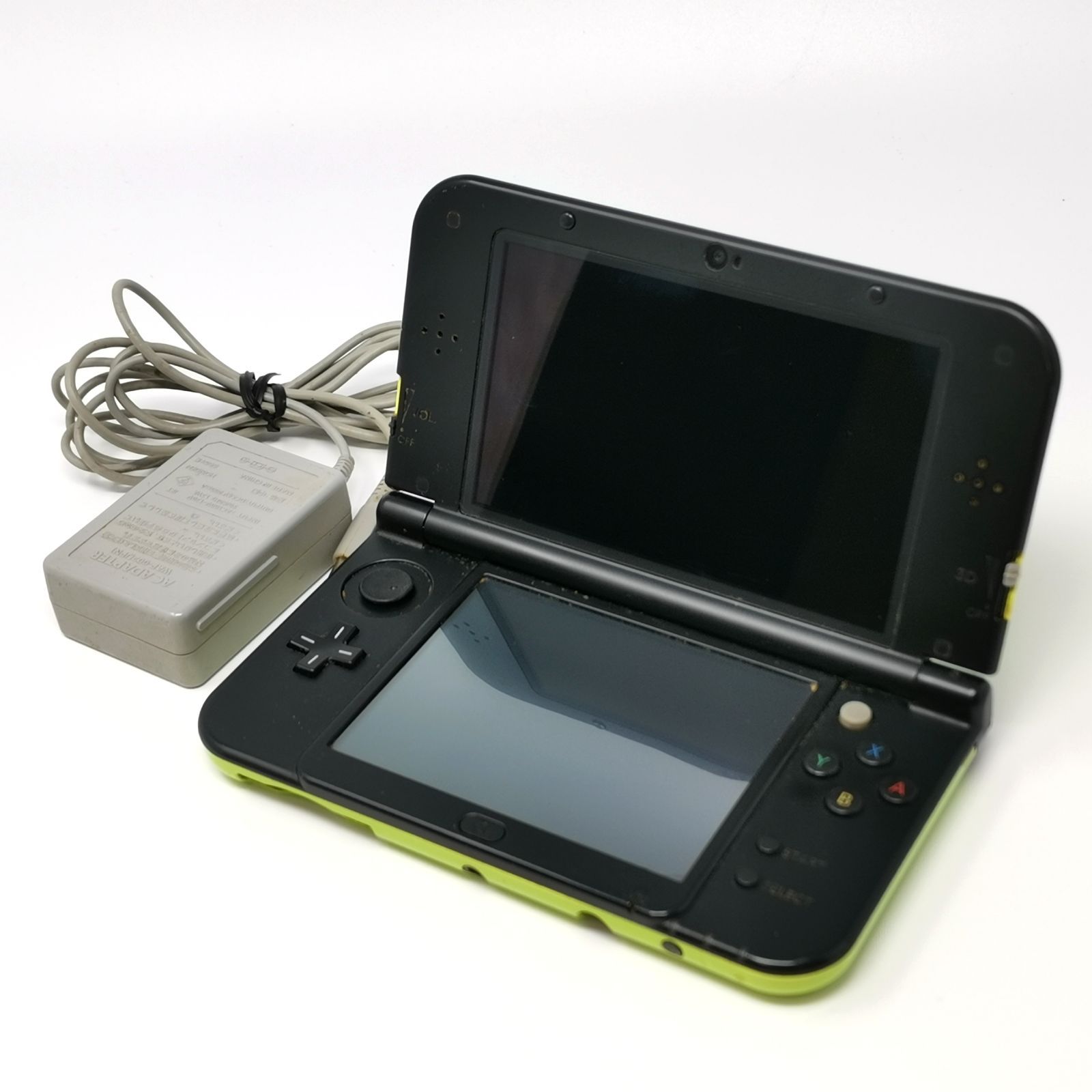 Nintendo 3 DS LL ライムグリーン ブラック 充電器あり タッチペンなし 管理番号
