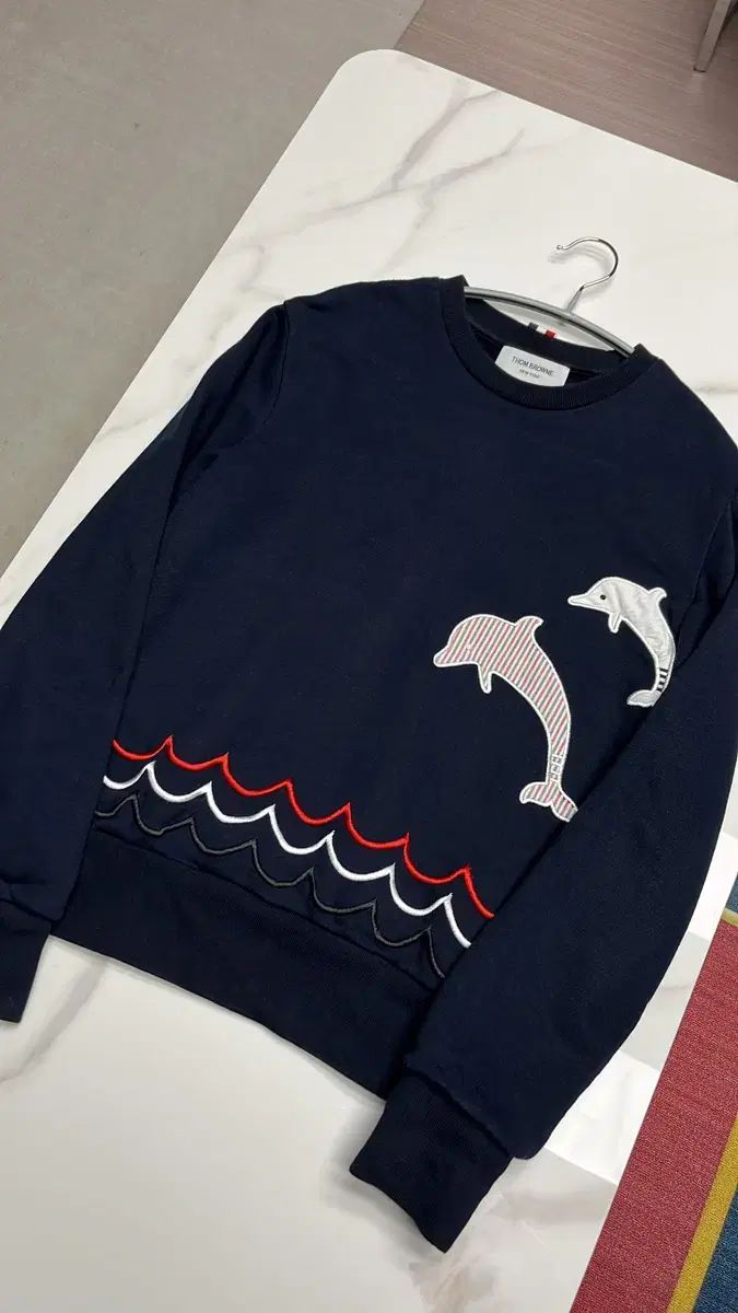 トム ブラウン ドルフィン 刺繍 ネイビー スウェット L