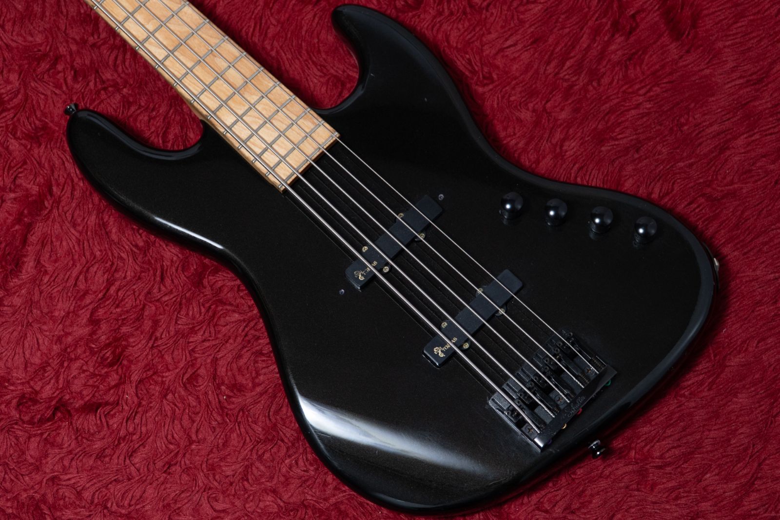 System Craft Jazz Bass type 5 strings Metallic Black 4 780 kg GIB横浜