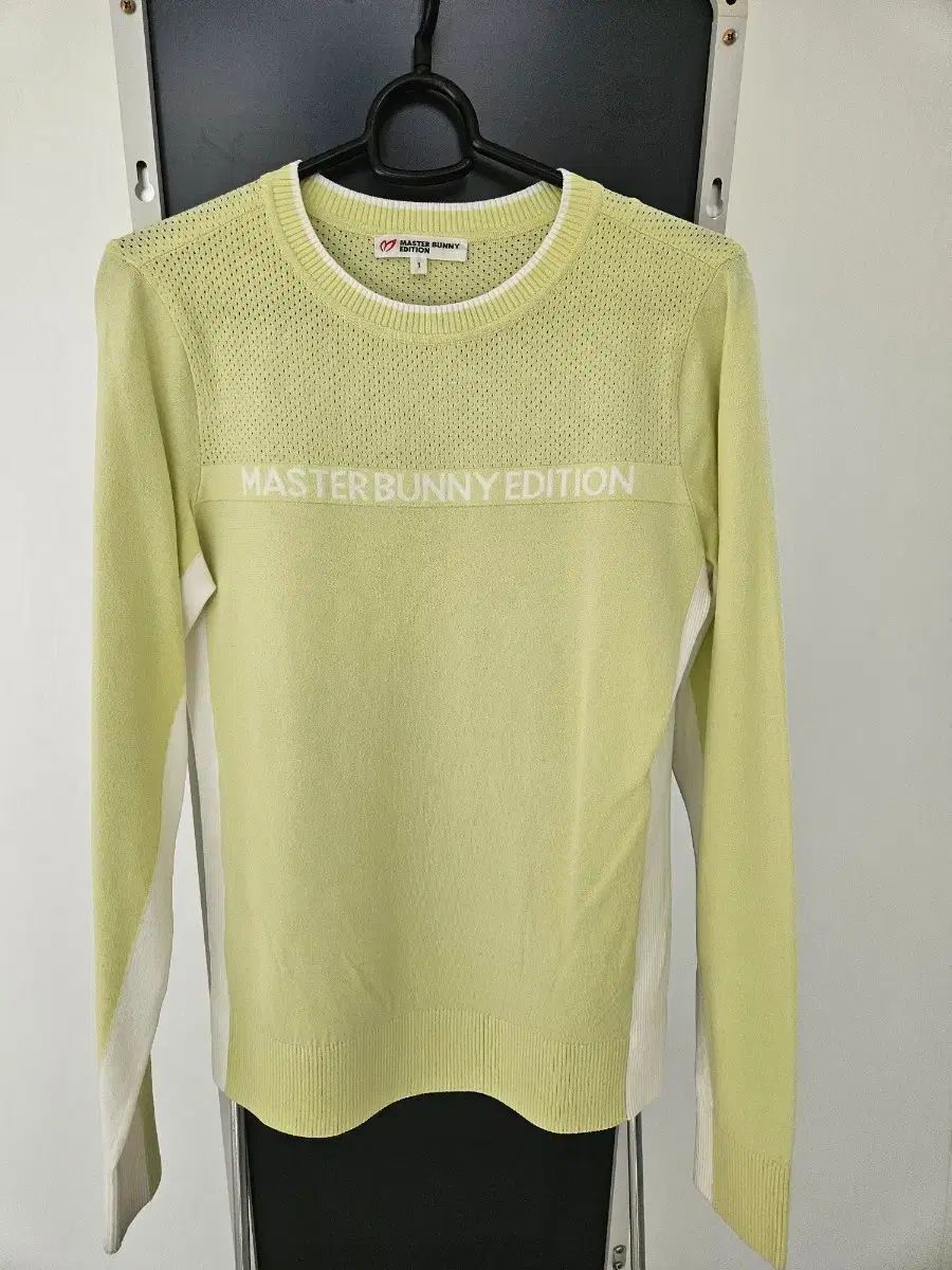 マスターバニーエディション ゴルフ ニット イェロー
