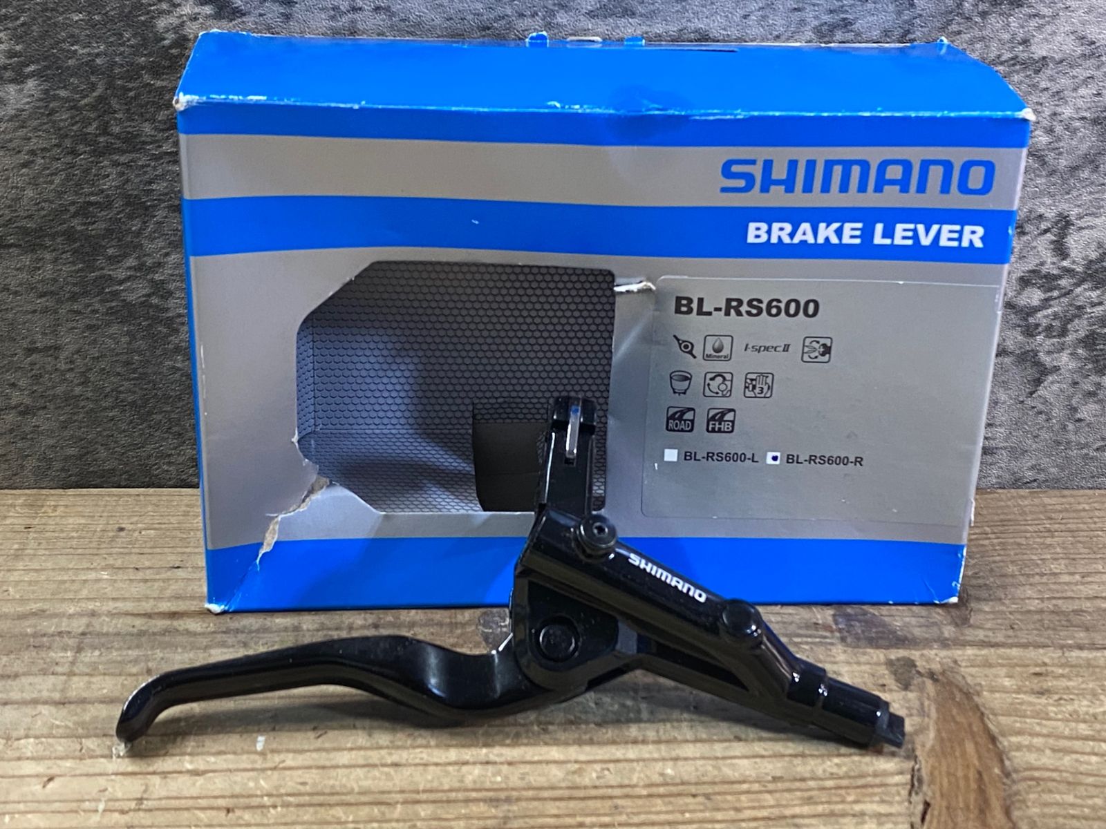 サントリーウイスキー 響 楽器ボトル ホルン型 500ml 43％ 【公式通販】