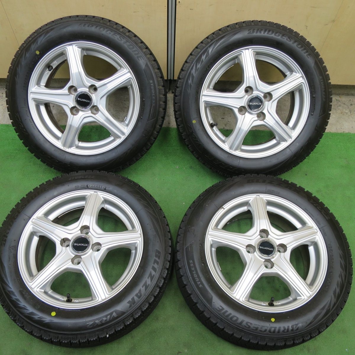 超バリ溝！24年！9.5分以上☆スタッドレス 165/65R14 ブリヂストン