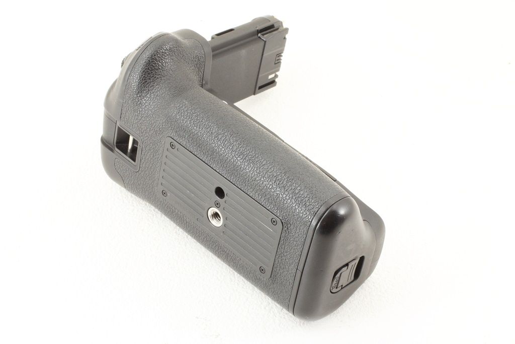 美品 Canon キヤノン BG-E20 バッテリーグリップ EOS 5D MarkIV専用