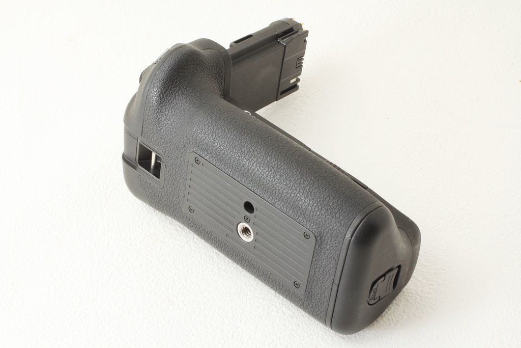 美品 Canon キヤノン BG-E20 バッテリー グリップ EOS 5D MarkIV専用