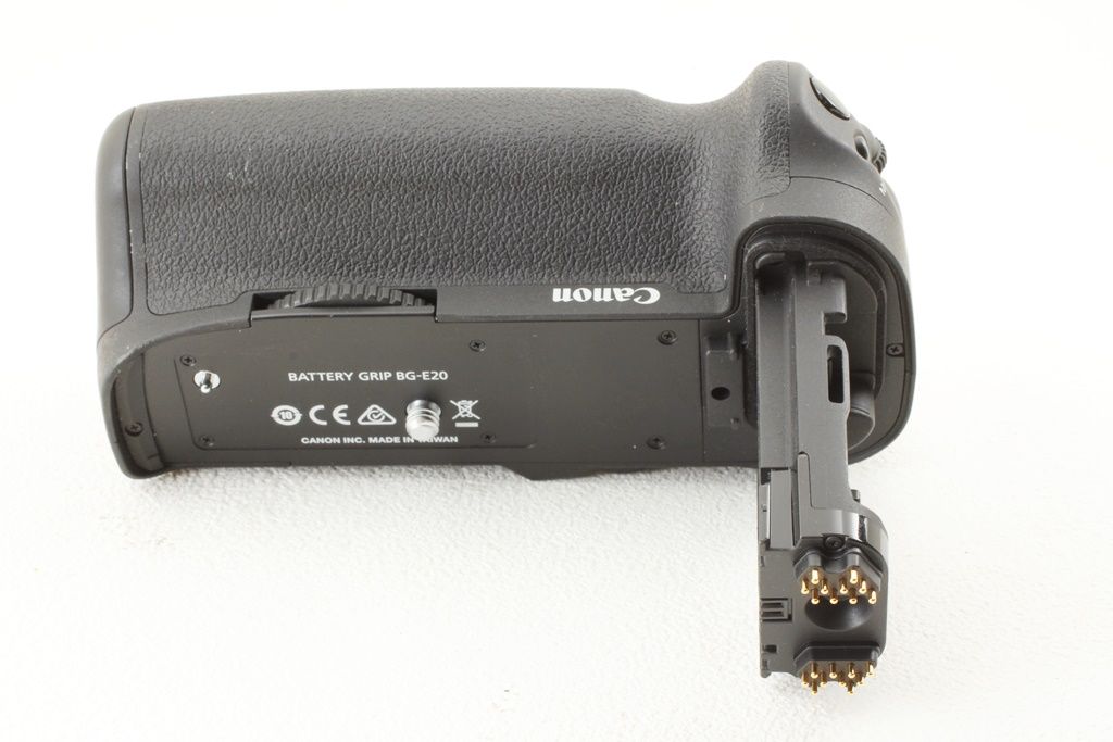 美品 Canon キヤノン BG-E20 バッテリー グリップ EOS 5D MarkIV専用