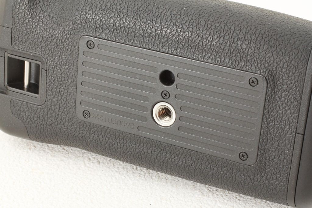 美品 Canon キヤノン BG-E20 バッテリー グリップ EOS 5D MarkIV専用