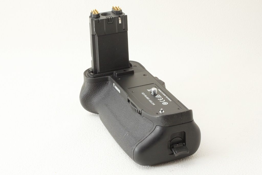 美品 Canon キヤノン BG-E20 バッテリー グリップ EOS 5D MarkIV専用
