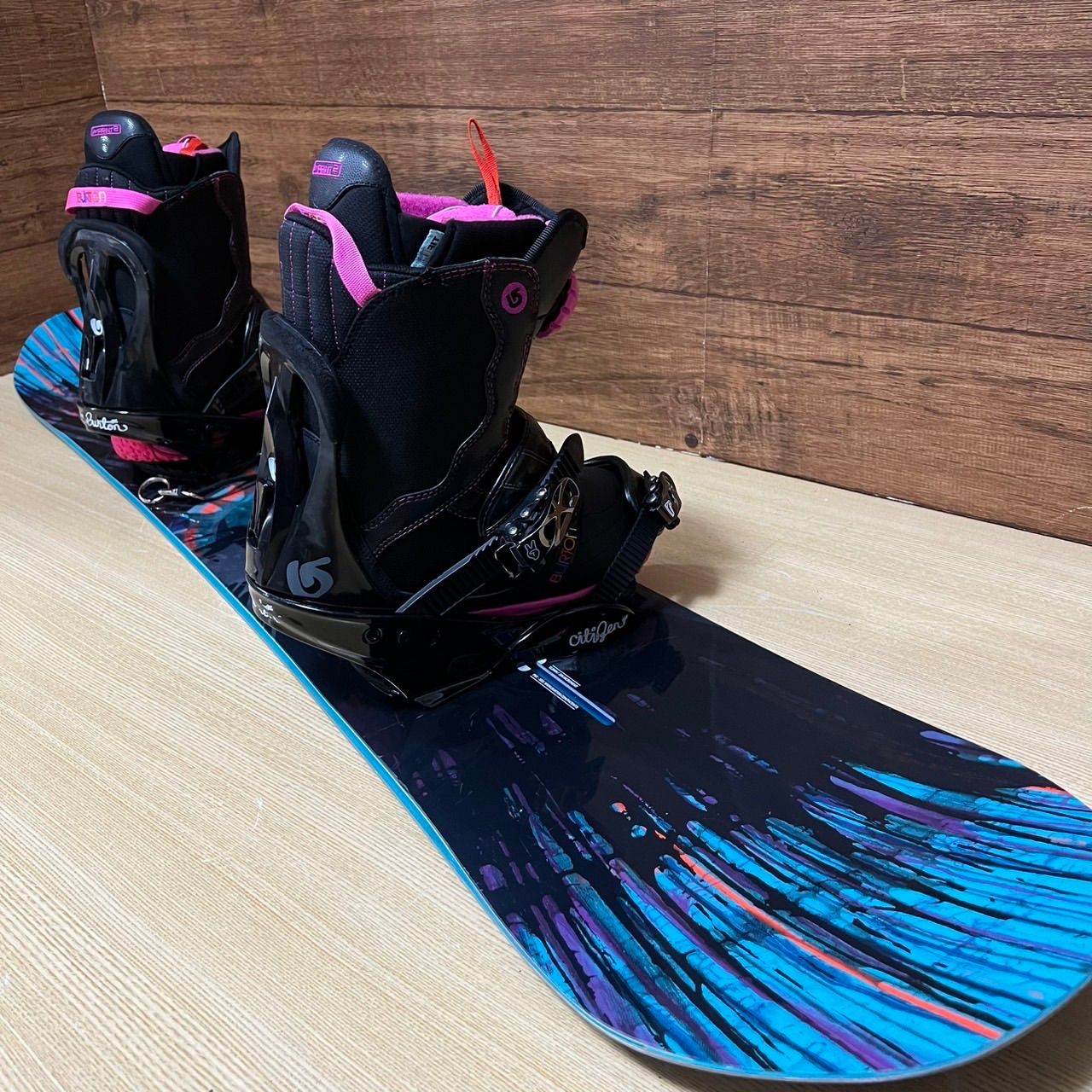 美品 BURTON バートン フライングV レディース スノーボード5点セット