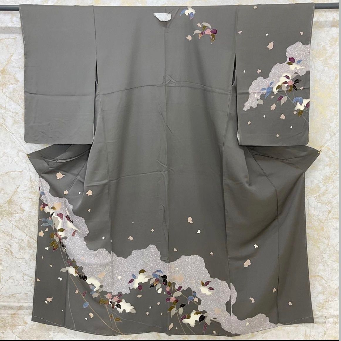 kimono one kimonoarisa 厳選 同然 友禅の素敵な附下訪問着 袷 広衿 一つ紋 仕付け糸付 アルファガード 裄65肩丈159.5