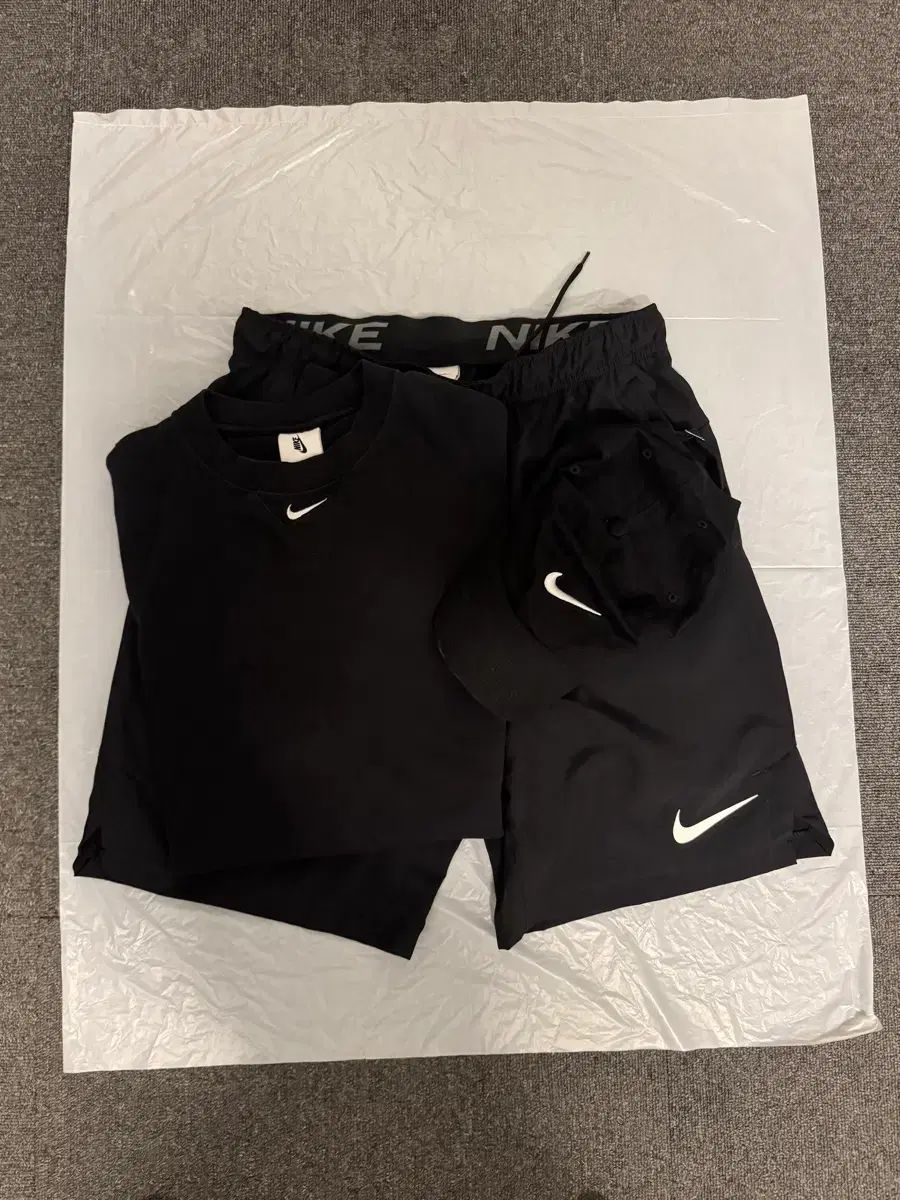 まとめ NIKE ドライフィット ハーフパンツ NRG 半袖 ハット