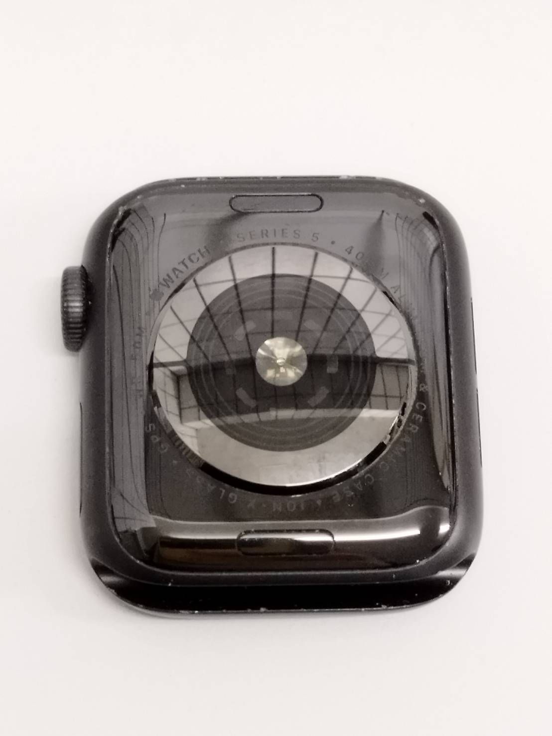Apple Watch Series 5/GPS/40mm/A2092/スペースグレー〈MWV82J/A