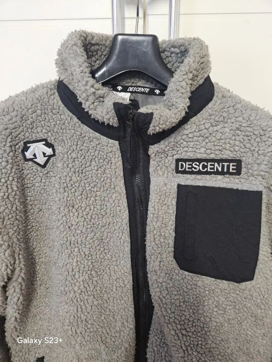 デサント ボア フリース ジャケット XXL 110 サイズ 男性向け ジャンパー ブルゾン 