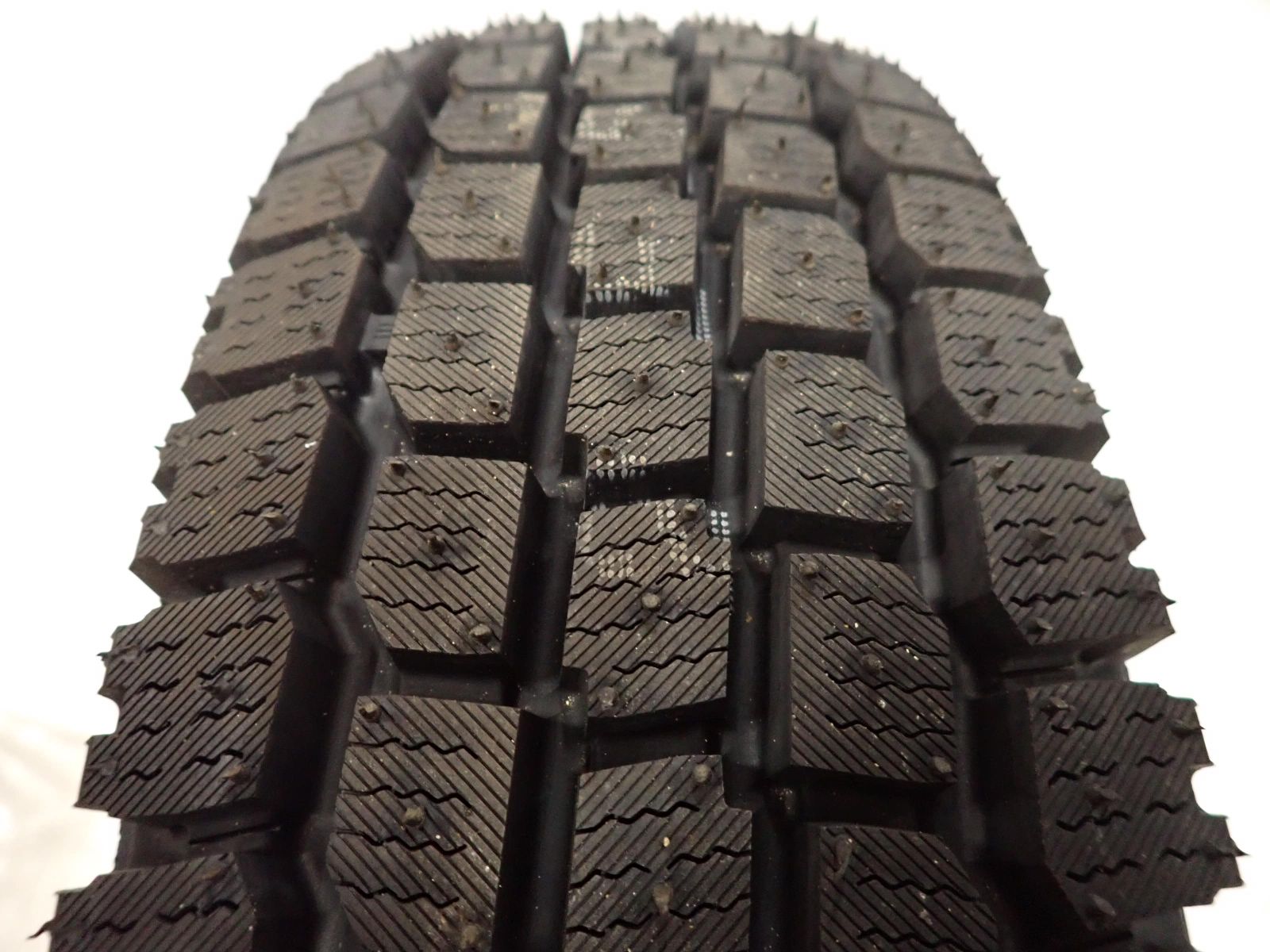 冬 製 4本SET 会社宛 145 80 R 12 3 5 J 78 LT ヨコハマ SY 01 スチール 鉄 軽トラック バン 貨物車 NO D 7000