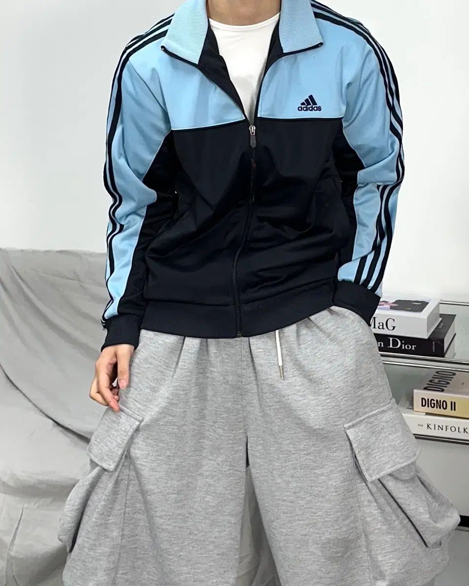 アディダス スカイブルー トラックジャージ ジャージ 95