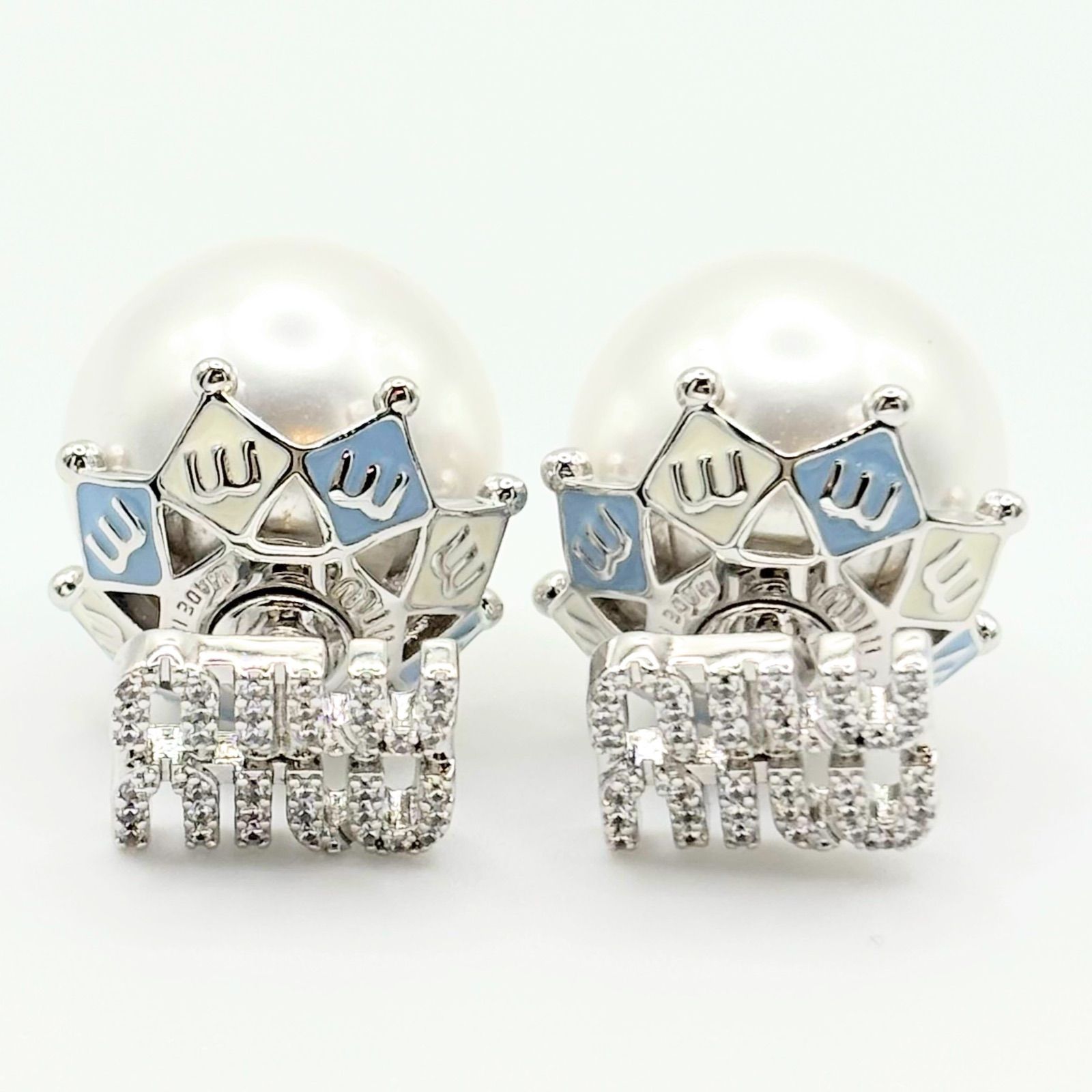 Miu Miu ミュウミュウ パール ピアス 両耳 ロゴ ラインストーン