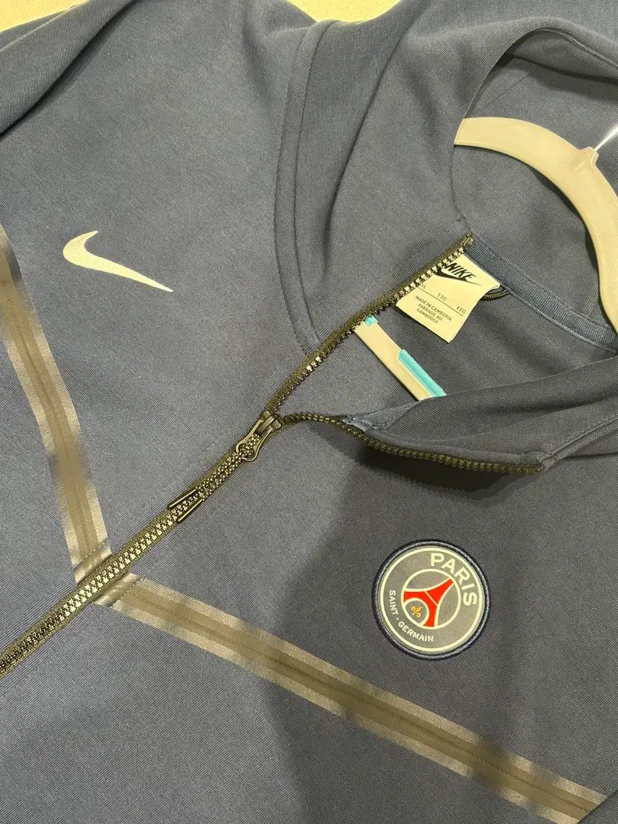 PSG パリ サンジェルマンFC NIKE フードジャージ 2 XL