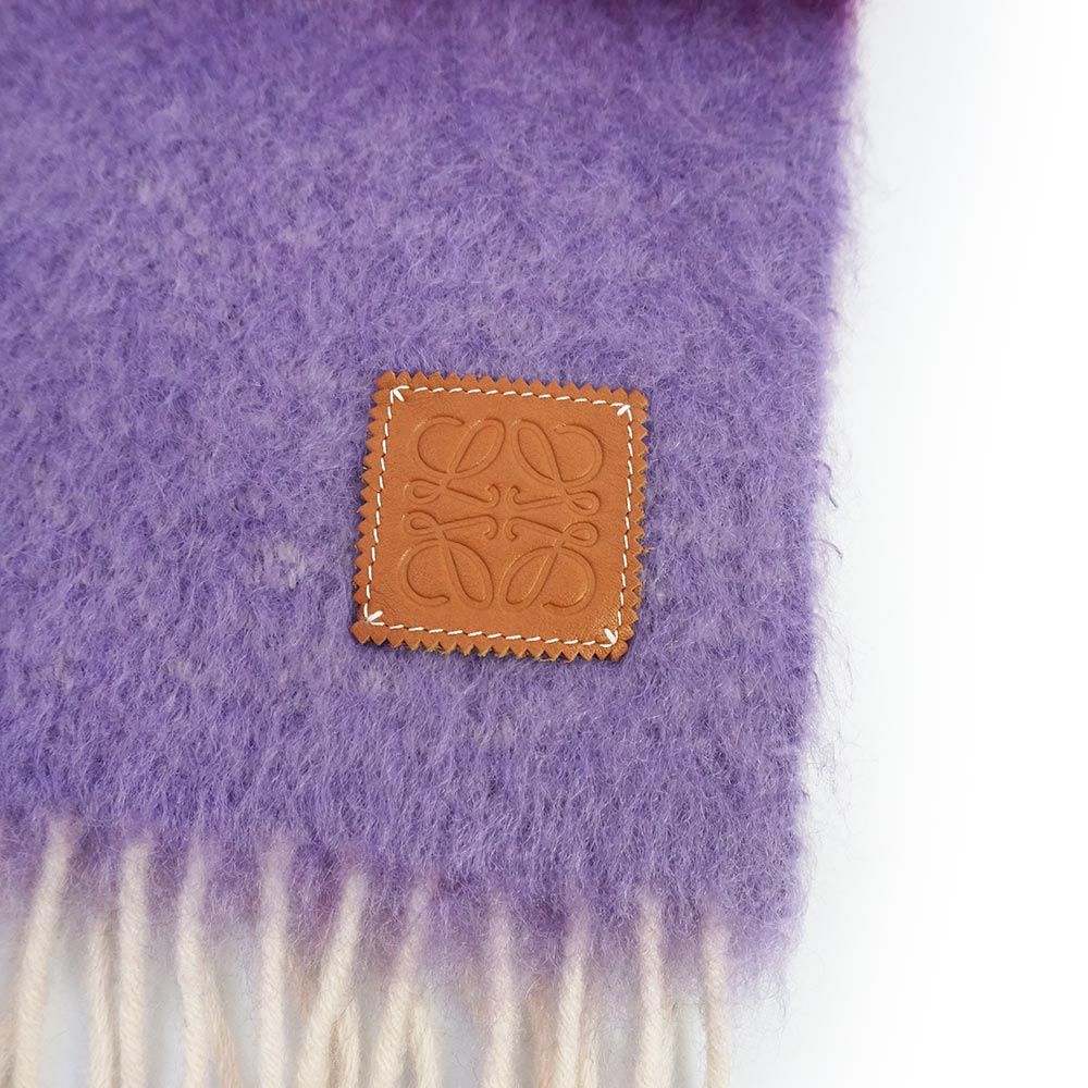 ロエベ アナグラム ストライプ スカーフ マフラー カーフスキン レザー