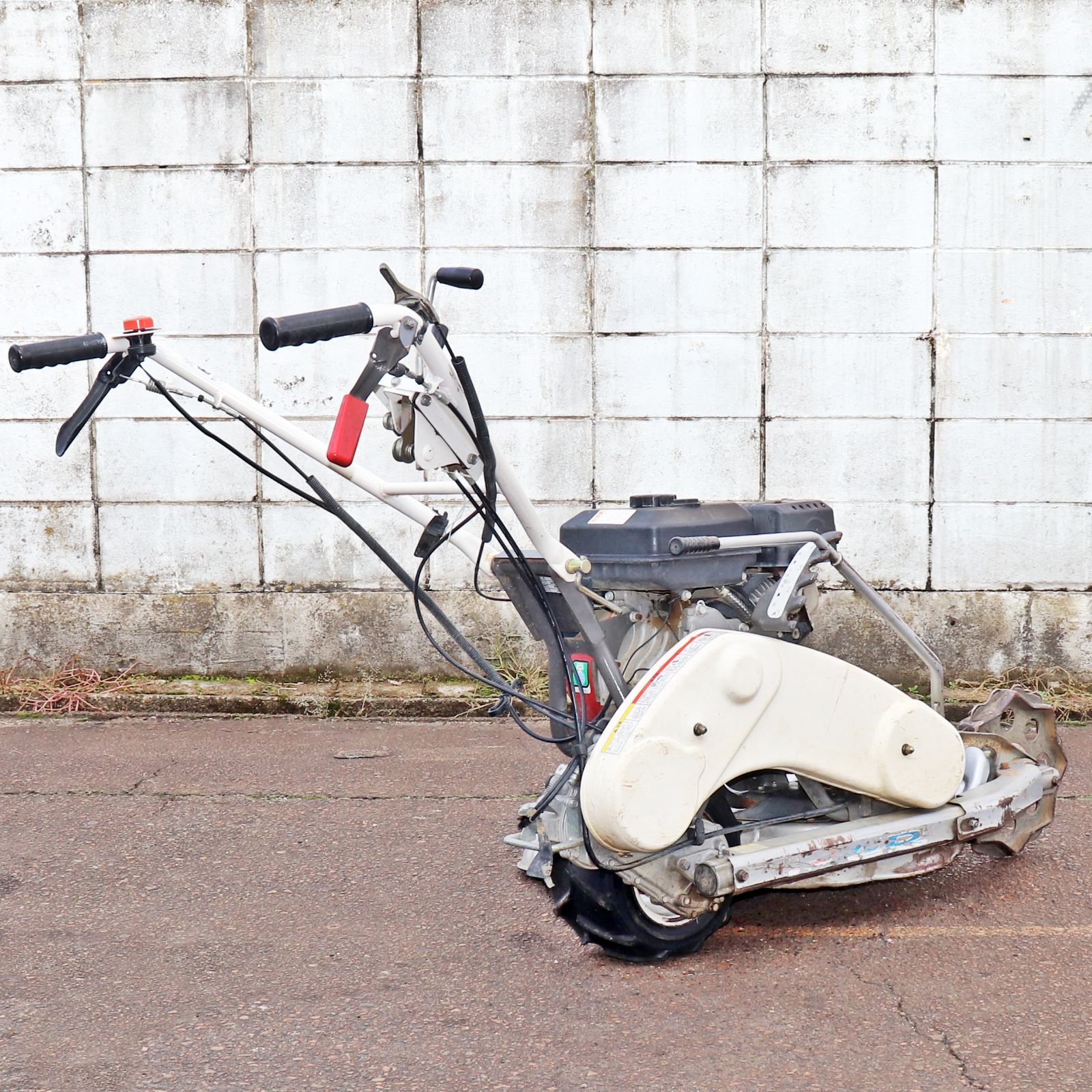 新潟発 オーレック ロータリモーア WM736A 動作確認済 6.3馬力 刈高