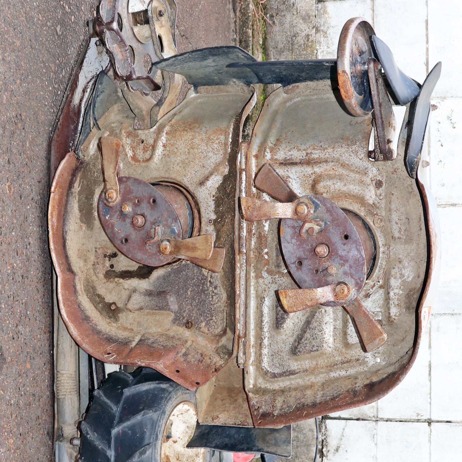 ロータリモーア