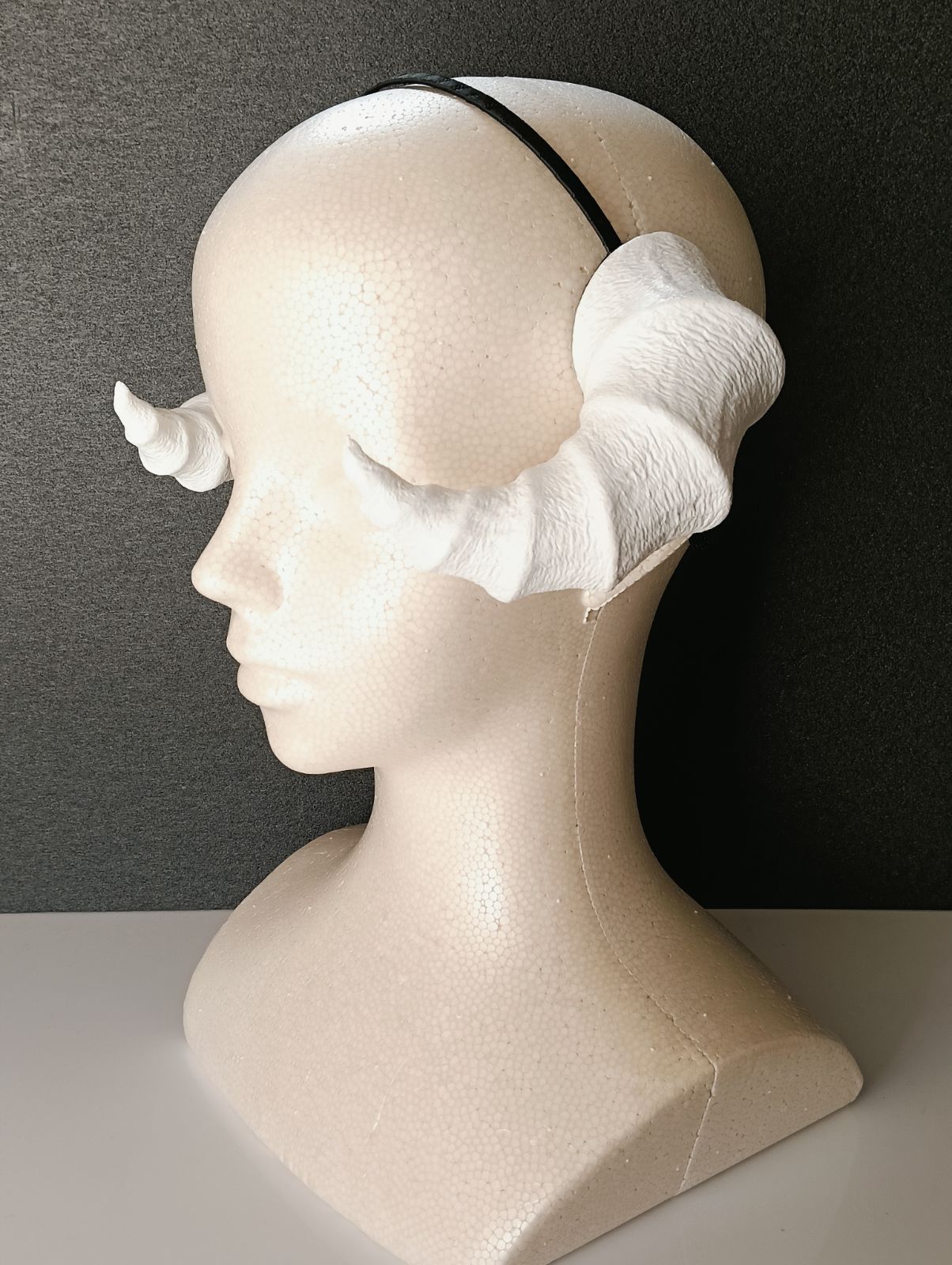 お取り置き中 No 521 ツノカチューシャ M Φ5