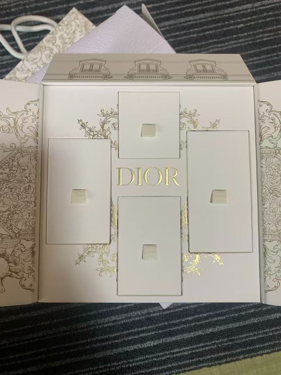  diorディオールアドベントカレンダー 品 香水 ギフトセット その他 クリスマス