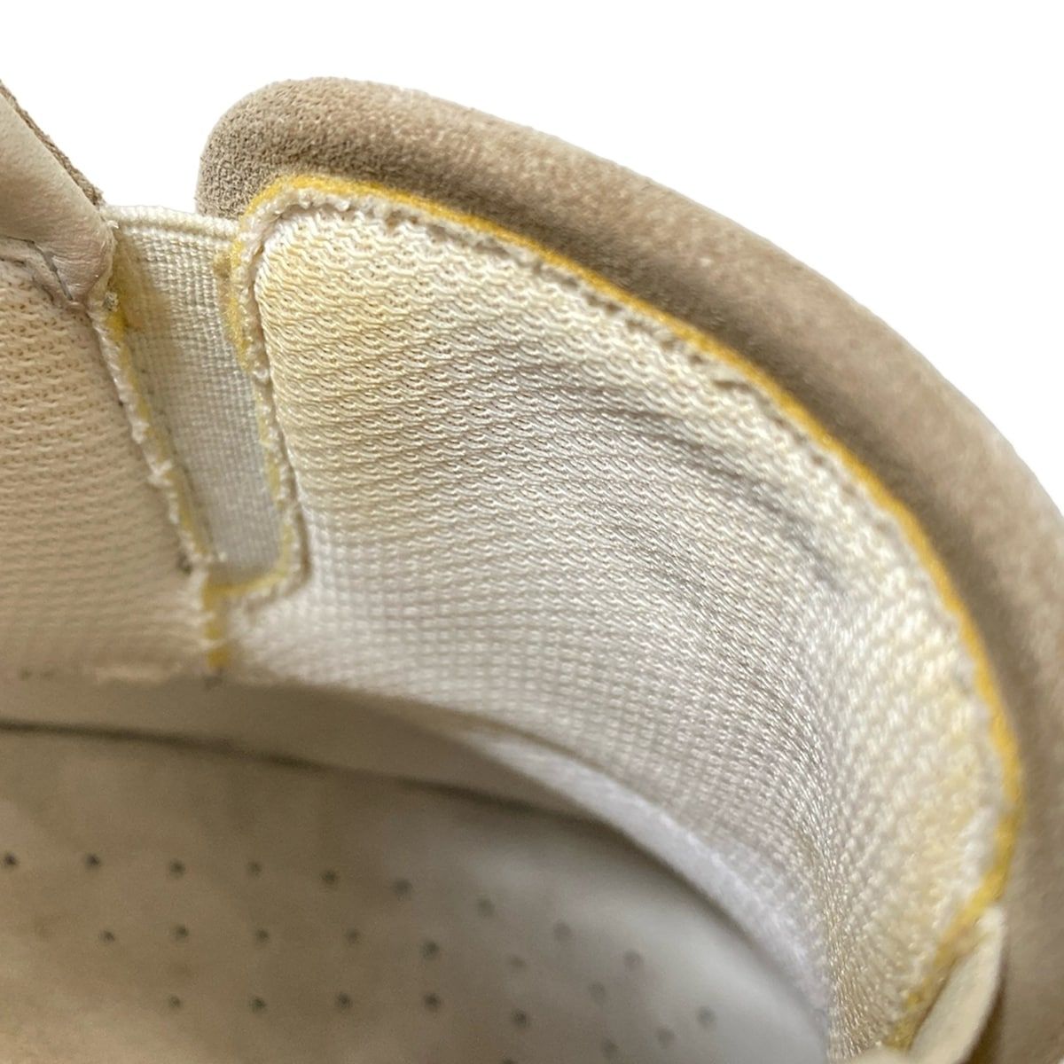 インソール取外し可