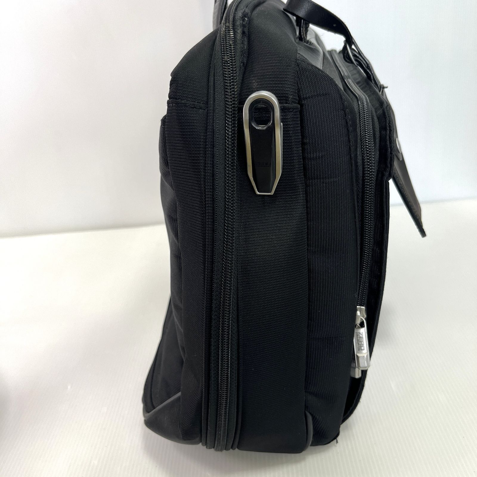 中古品】ZERO HALLIBURTON ゼロハリバートン ビジネスバッグ 多収納 
