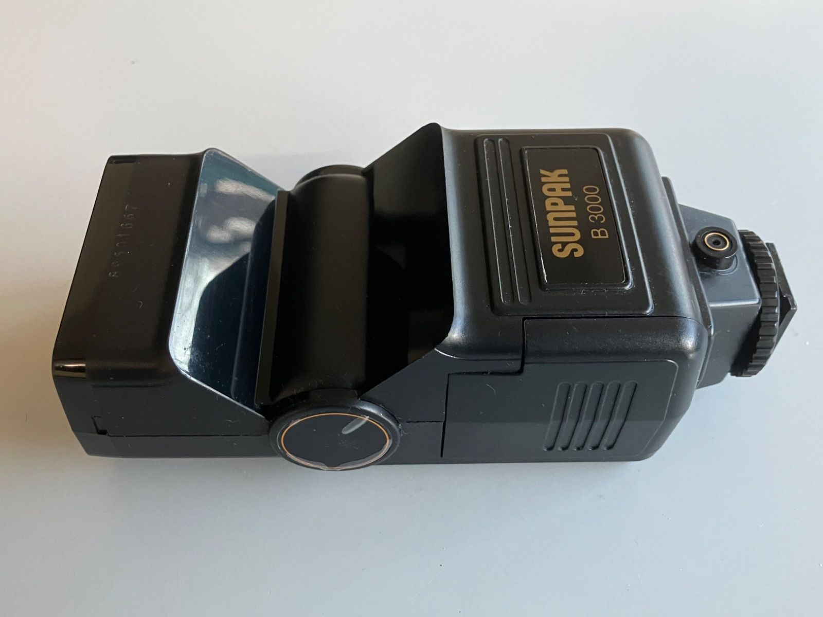 ストロボ・フラッシュ サンパック SUNPAK B3000 - メルカリ