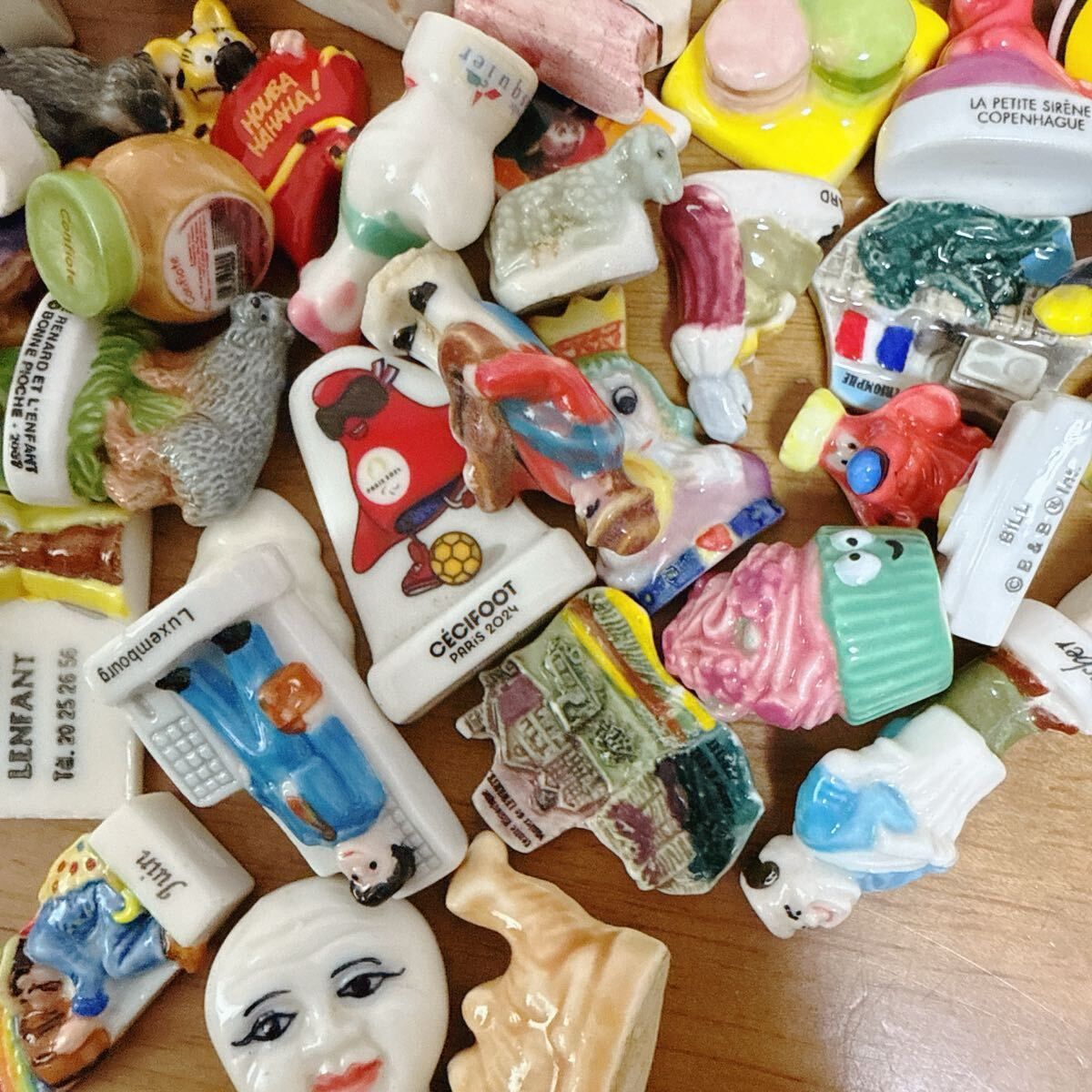 B】100個 フェーブ レア まとめて まとめ売り 大量 セット 卸売 店舗