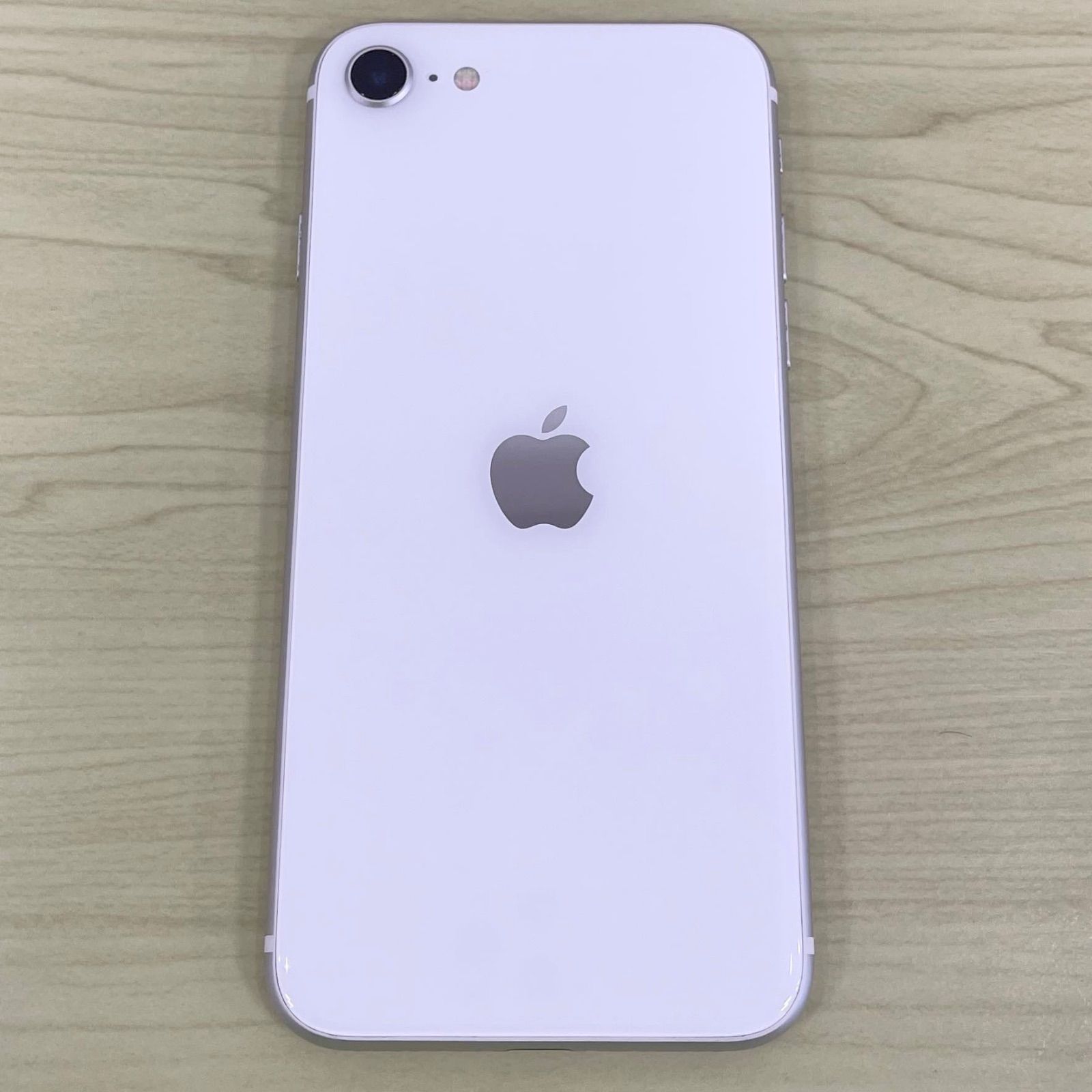美品】iPhoneSE2 64GB ホワイト SIMフリー 21580 - メルカリ