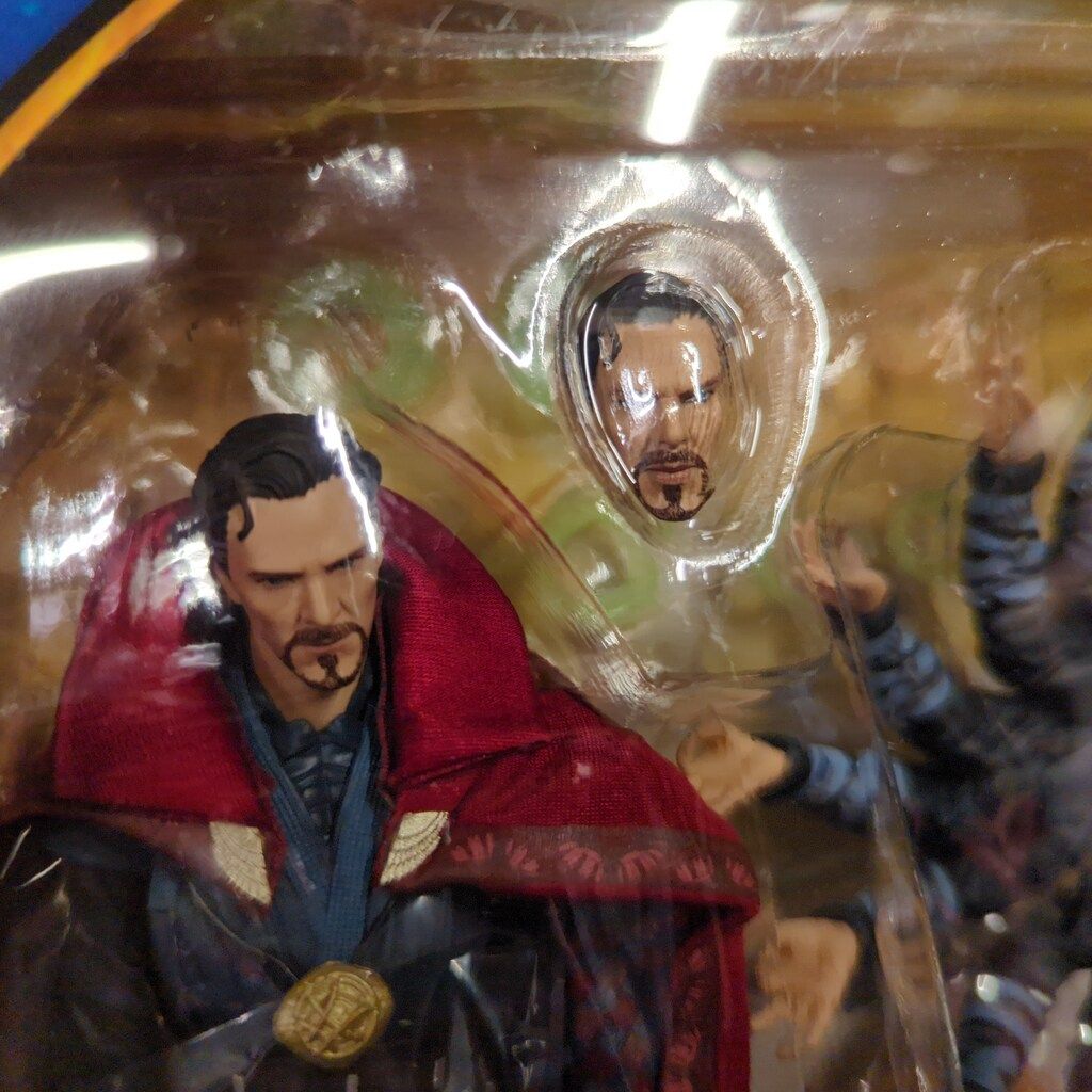 現状品 メディコム・トイ DOCTOR STRANGE (Infinity War Ver.) MAFEX
