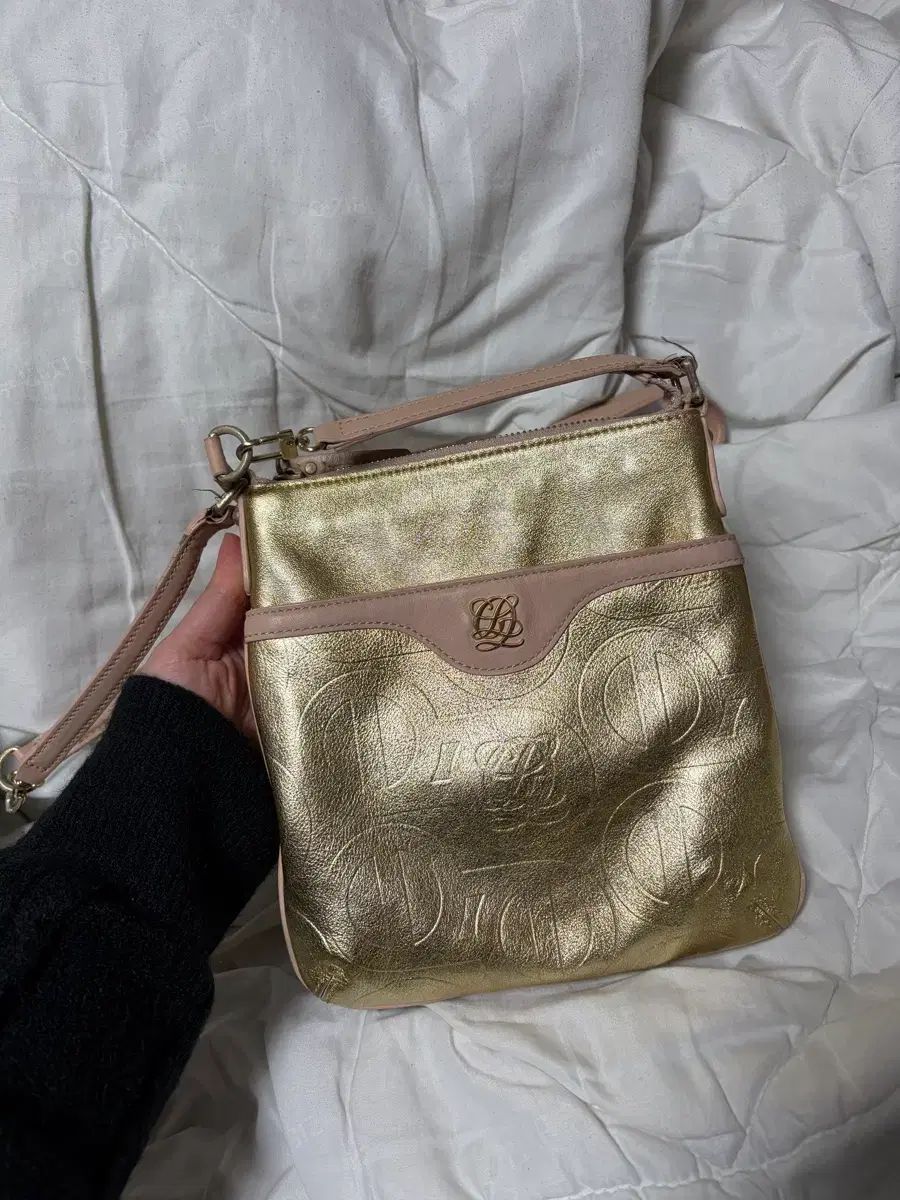 ルイキャトルズ シャンパンGOLD 金 ミニ クロスバック