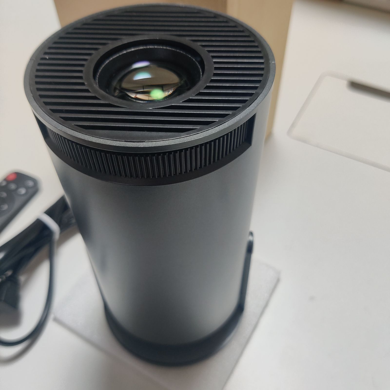 訳アリ】プロジェクター 家庭用【270°回転・Android TV搭載・4K対応 