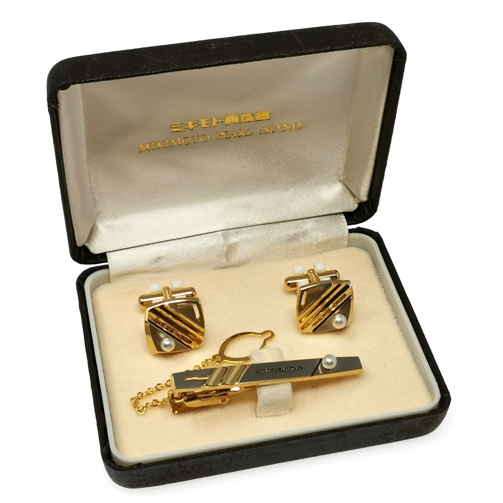 ミキモト ミキモト真珠島 カフス ネクタイピン セット ケース付 中古美 ミキモト ミキモト真珠島 カフス ネクタイピン セット ケース付 中古美