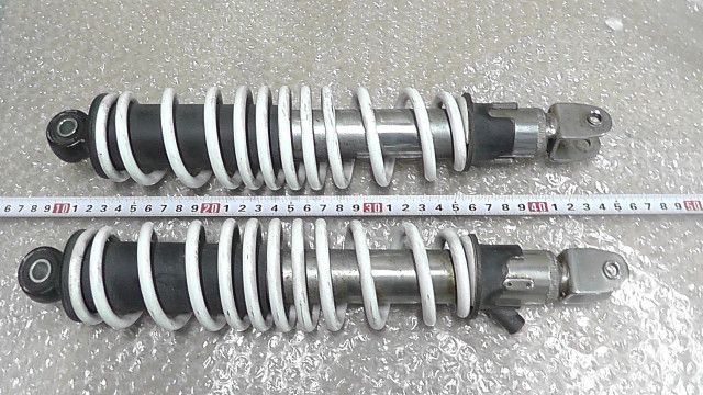 シグナス リアサスペンション 340mm 新古品 シグナス-X(FI) RKRSE4640CA563xxx の リアサスペンション:#1764122886