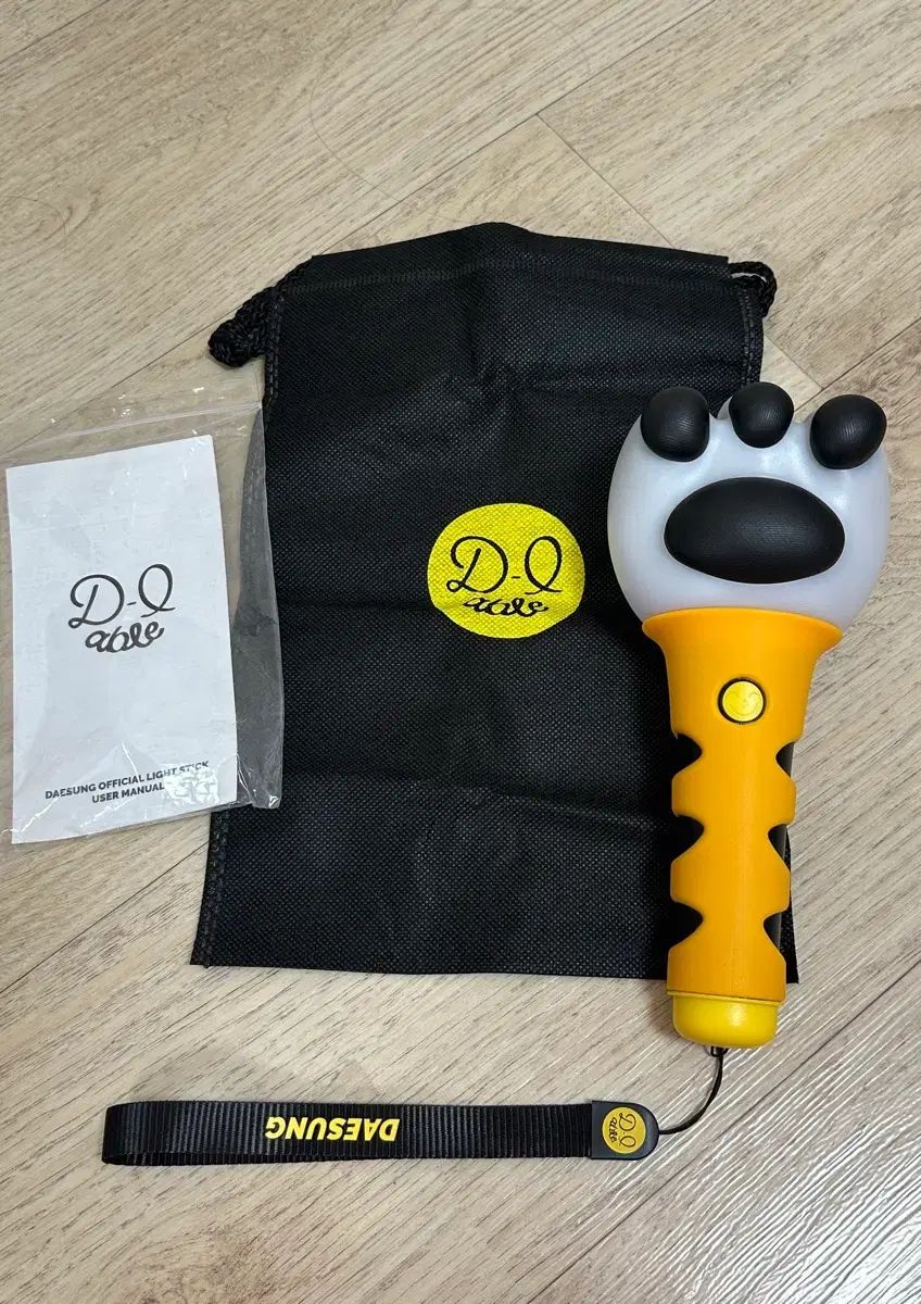 BIGBANG テソン ペンライト トレカ付き