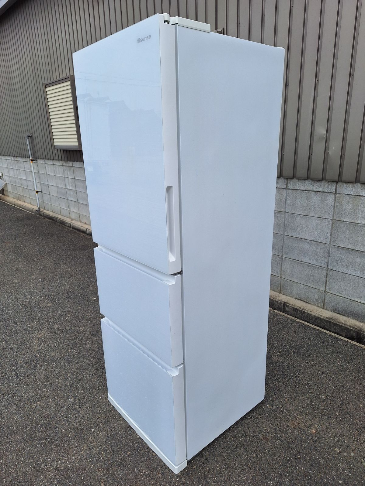 Hisense 3ドア 2022年式 358L ノンフロン冷蔵冷凍庫 HR-G3601W 中古品 
