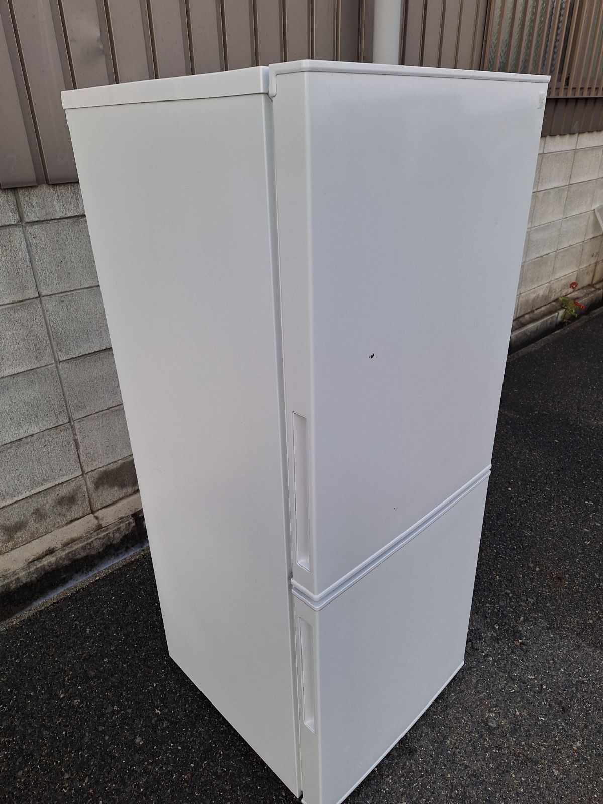 冷蔵庫 中古美品 NTR-140WH 2024年製 - メルカリ