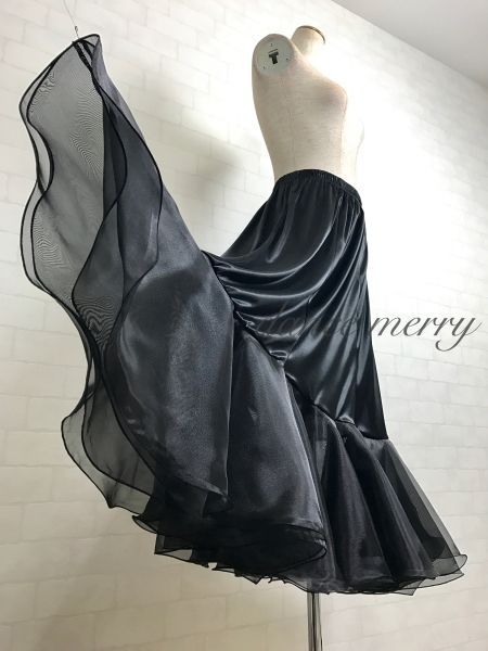 ボリューム【MERRY】新品 社交ダンス パニエ 黒 ペチコート インナー